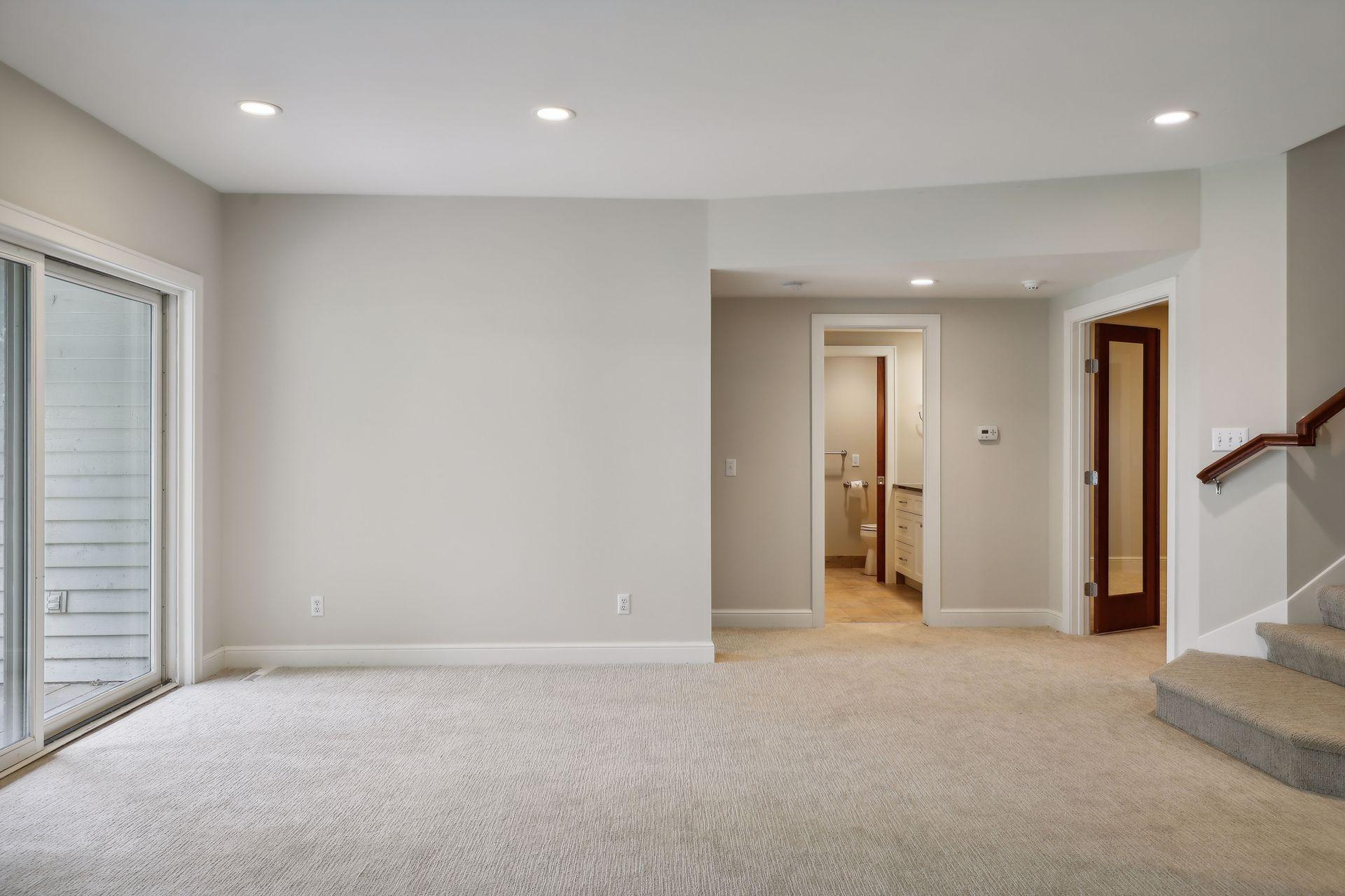 510 Waycliffe Drive N