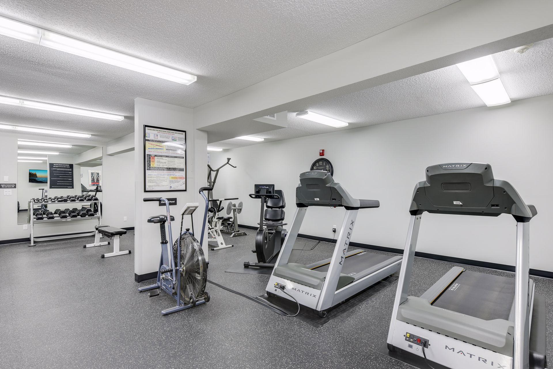 205 Barry Avenue S Unit: 213