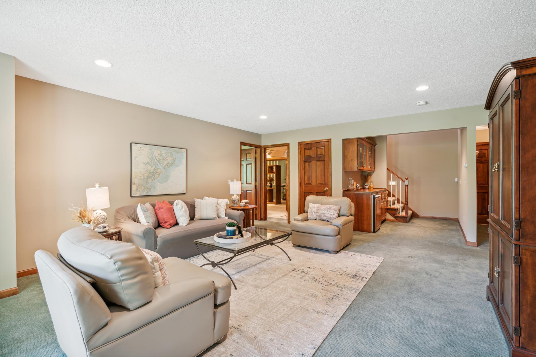 16015 38th Avenue N