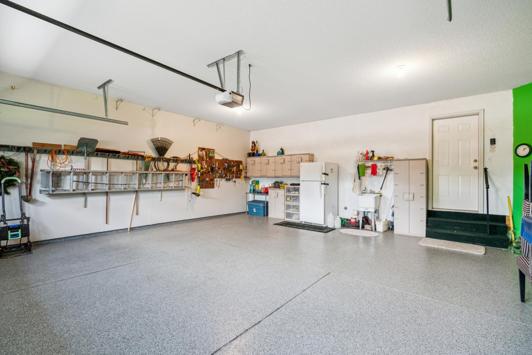 16015 38th Avenue N
