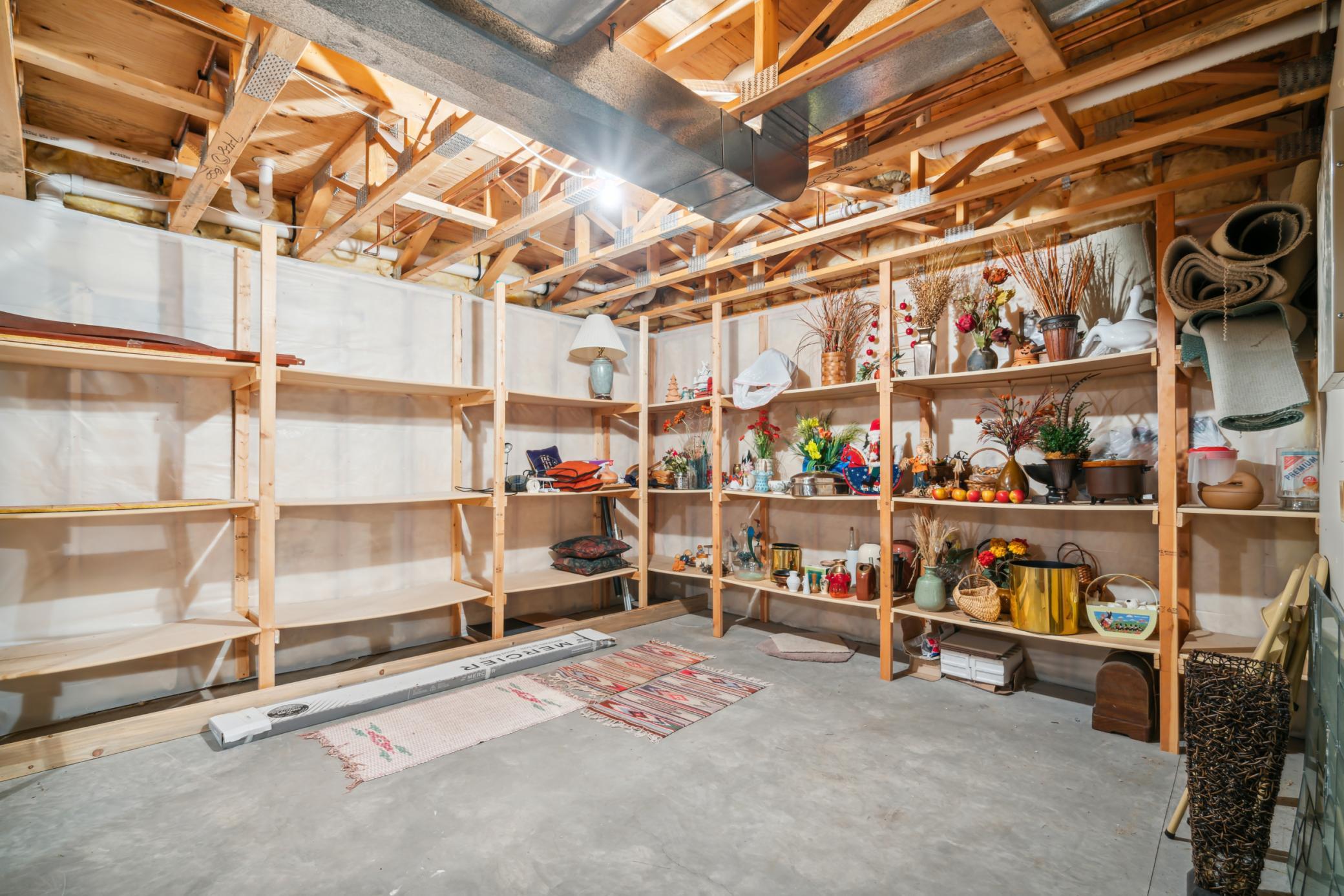 16015 38th Avenue N