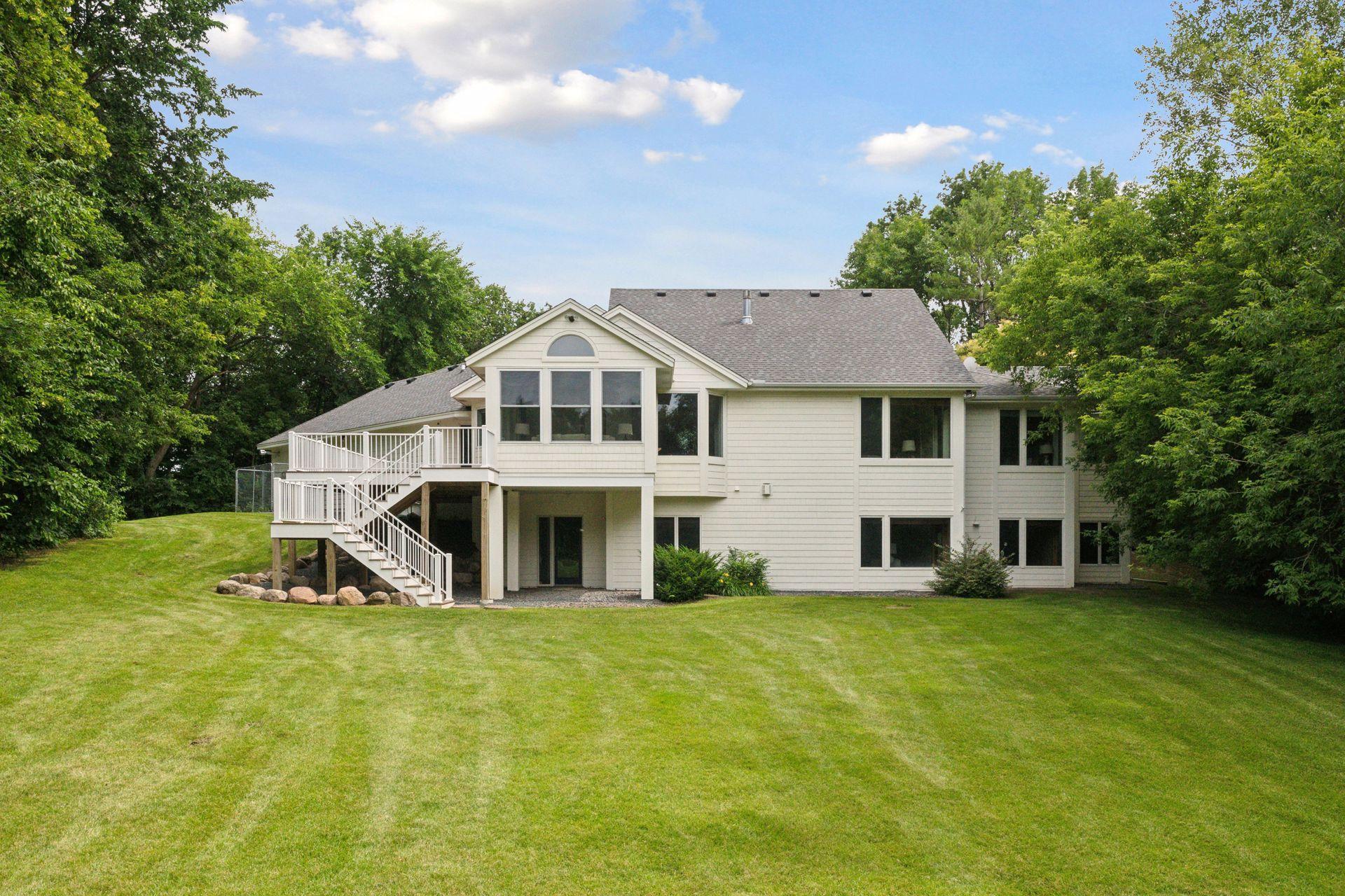 6140 Wood Hill Lane