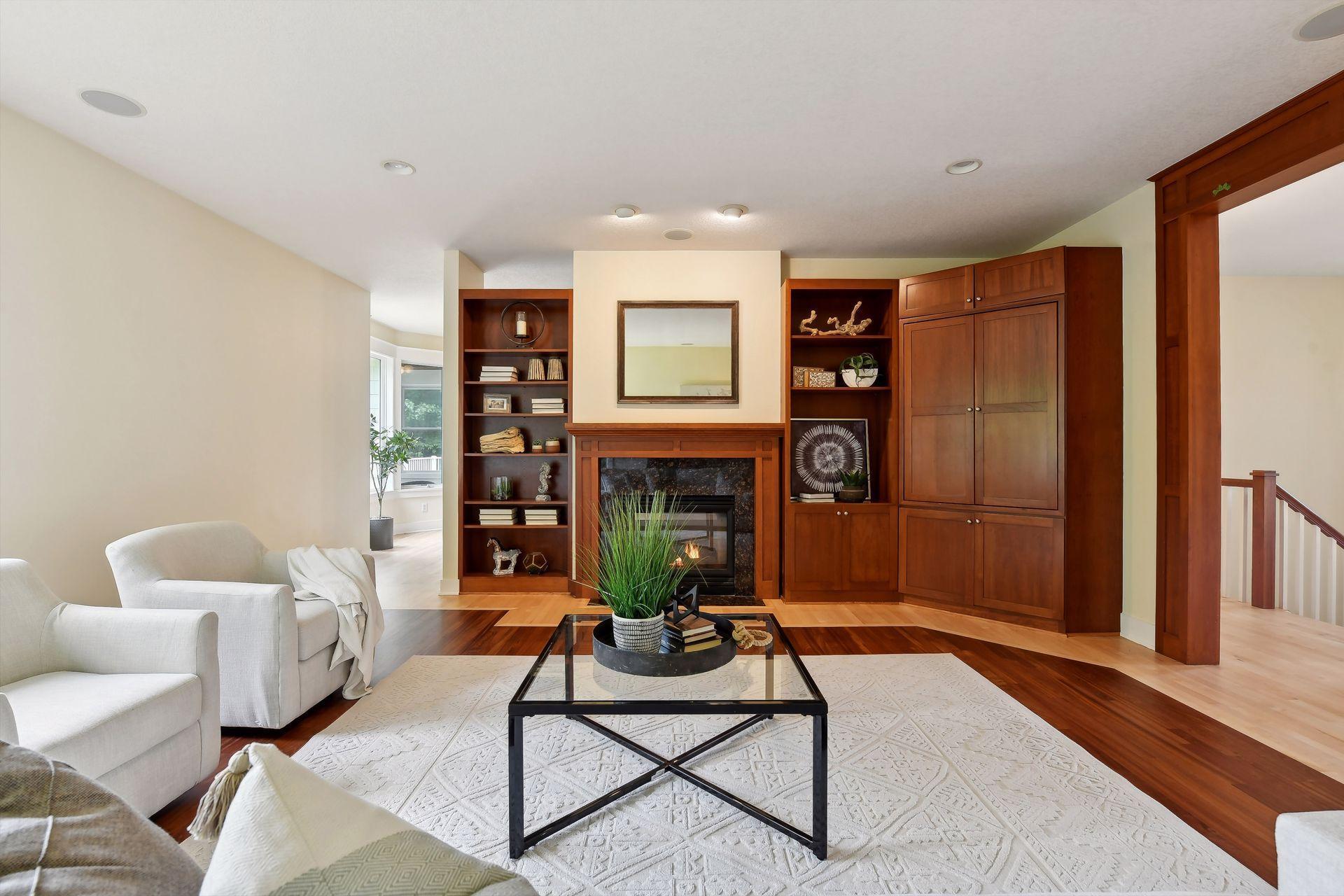 6140 Wood Hill Lane