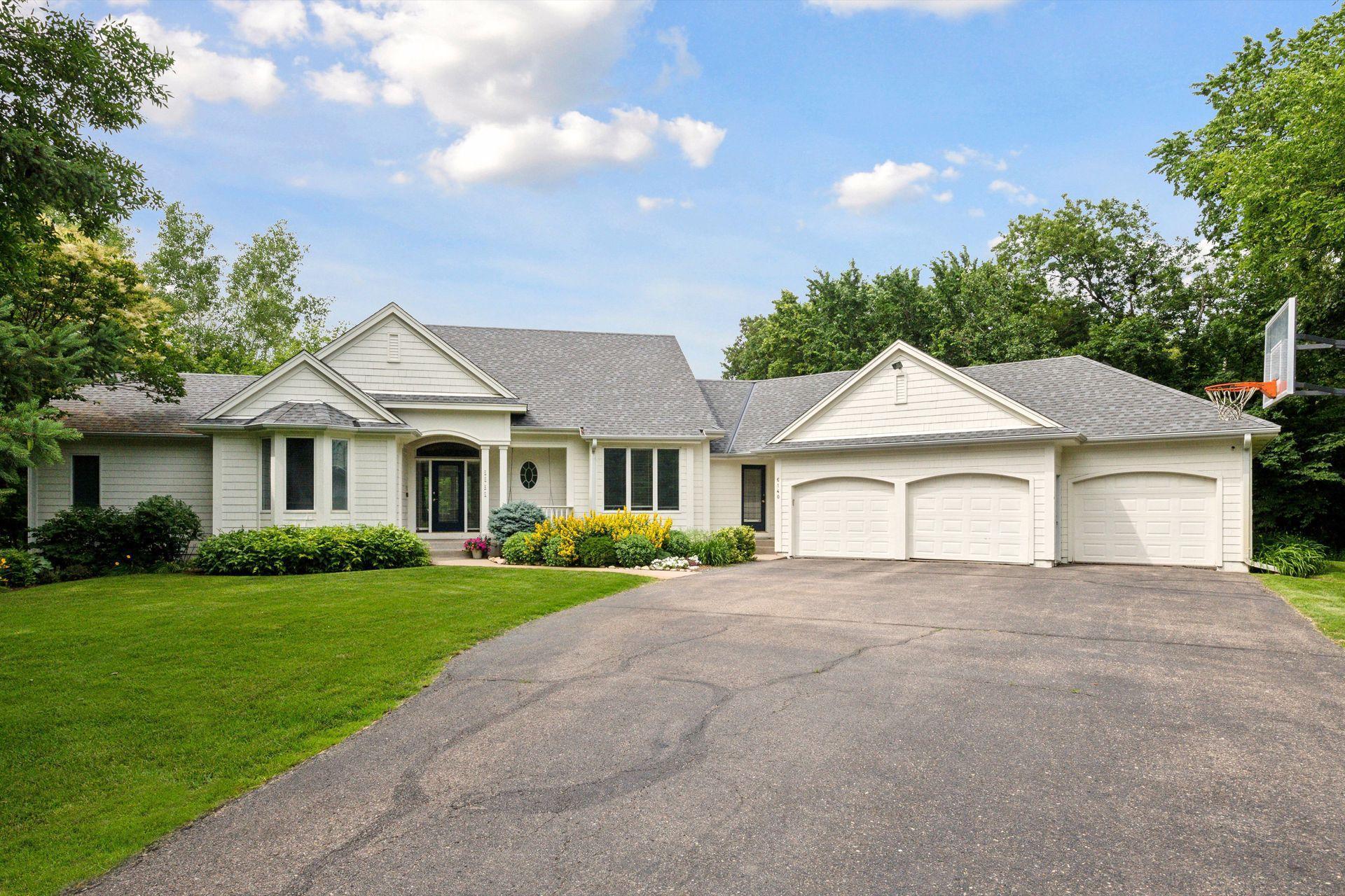 6140 Wood Hill Lane