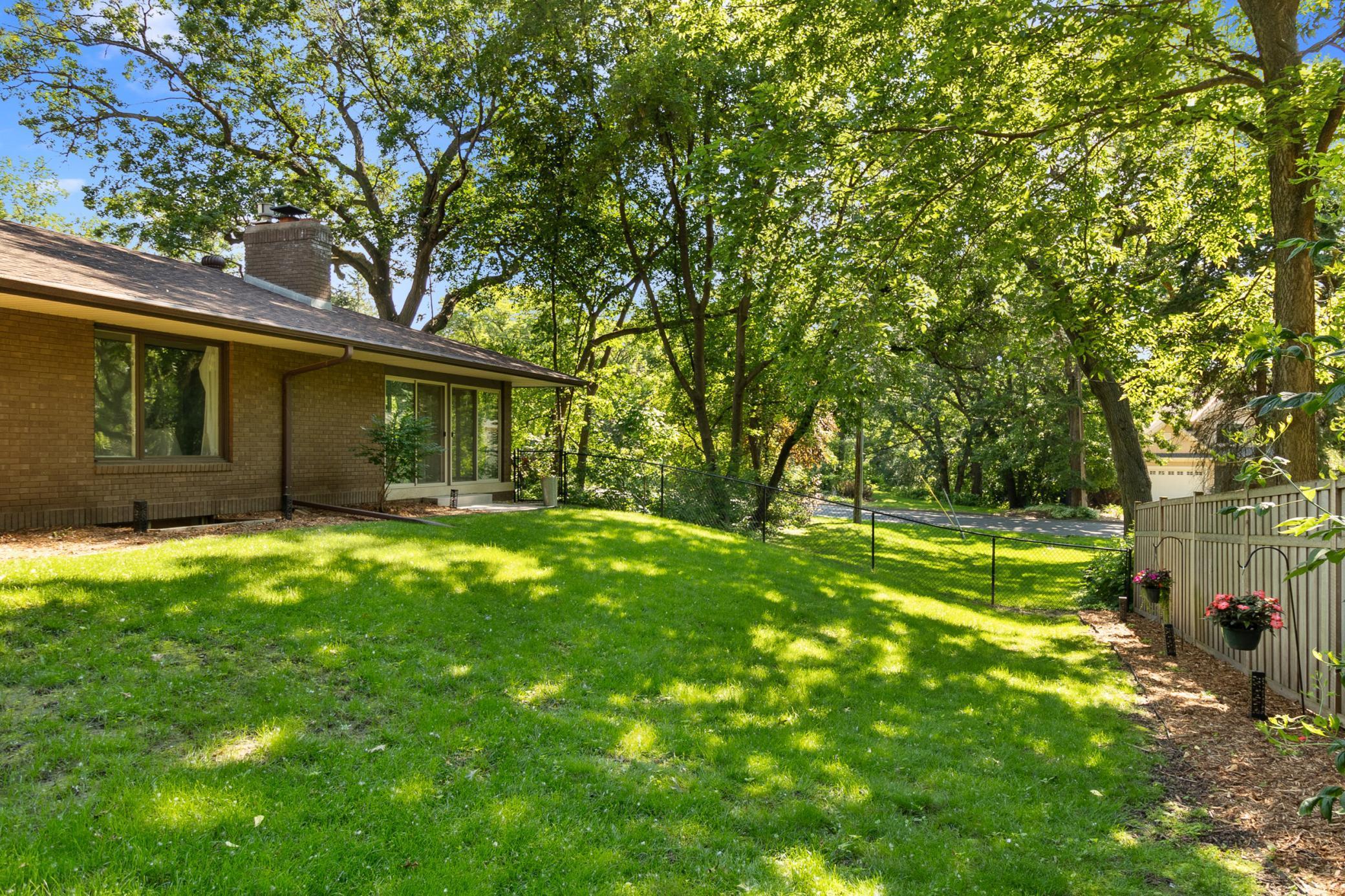 5521 W 93rd Street