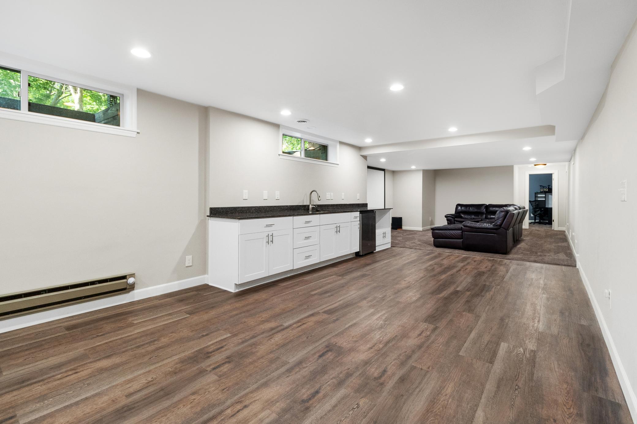 5521 W 93rd Street