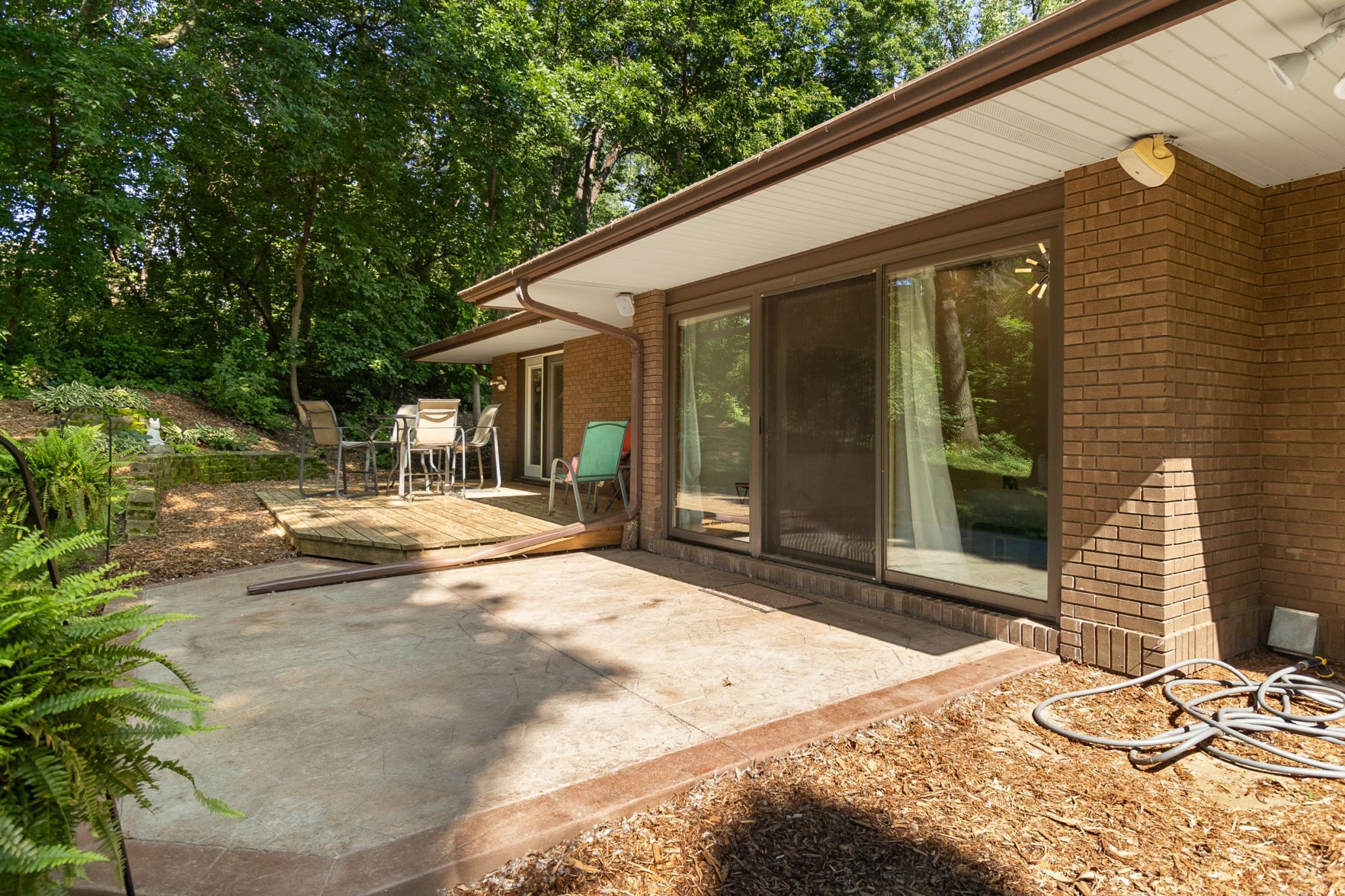 5521 W 93rd Street