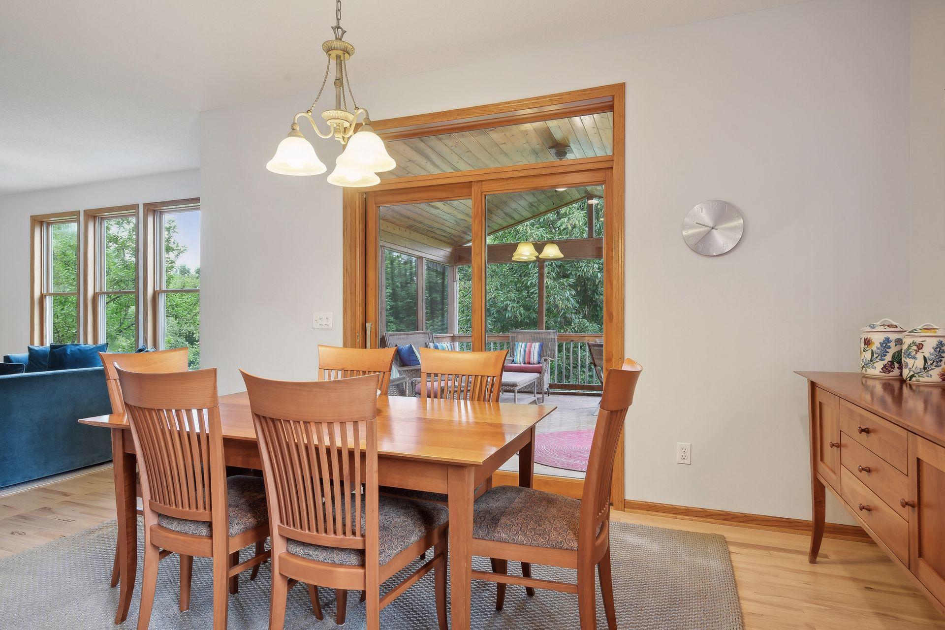 1561 Stoneridge Circle