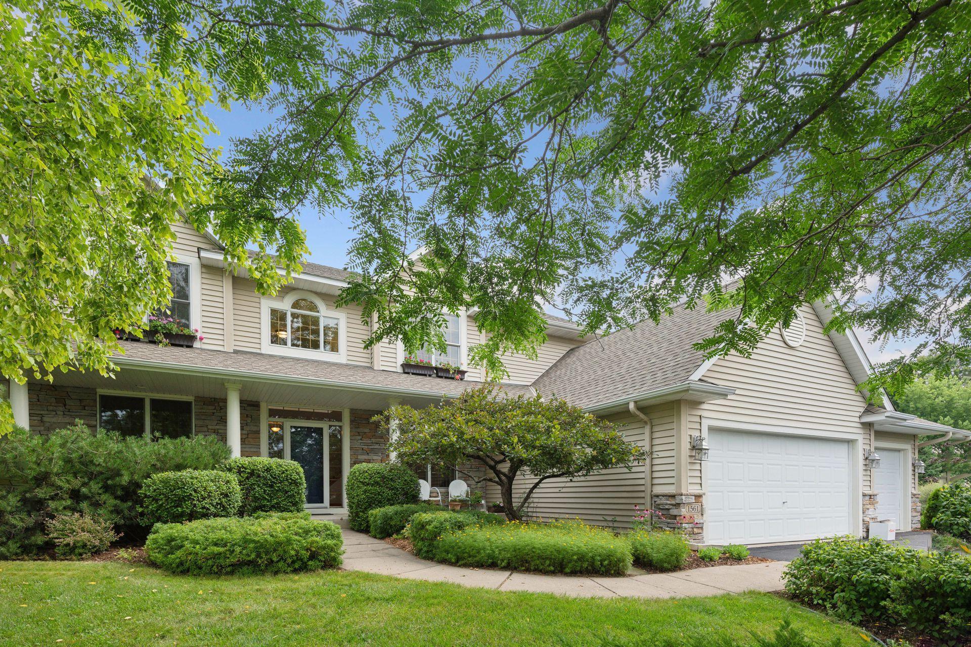 1561 Stoneridge Circle