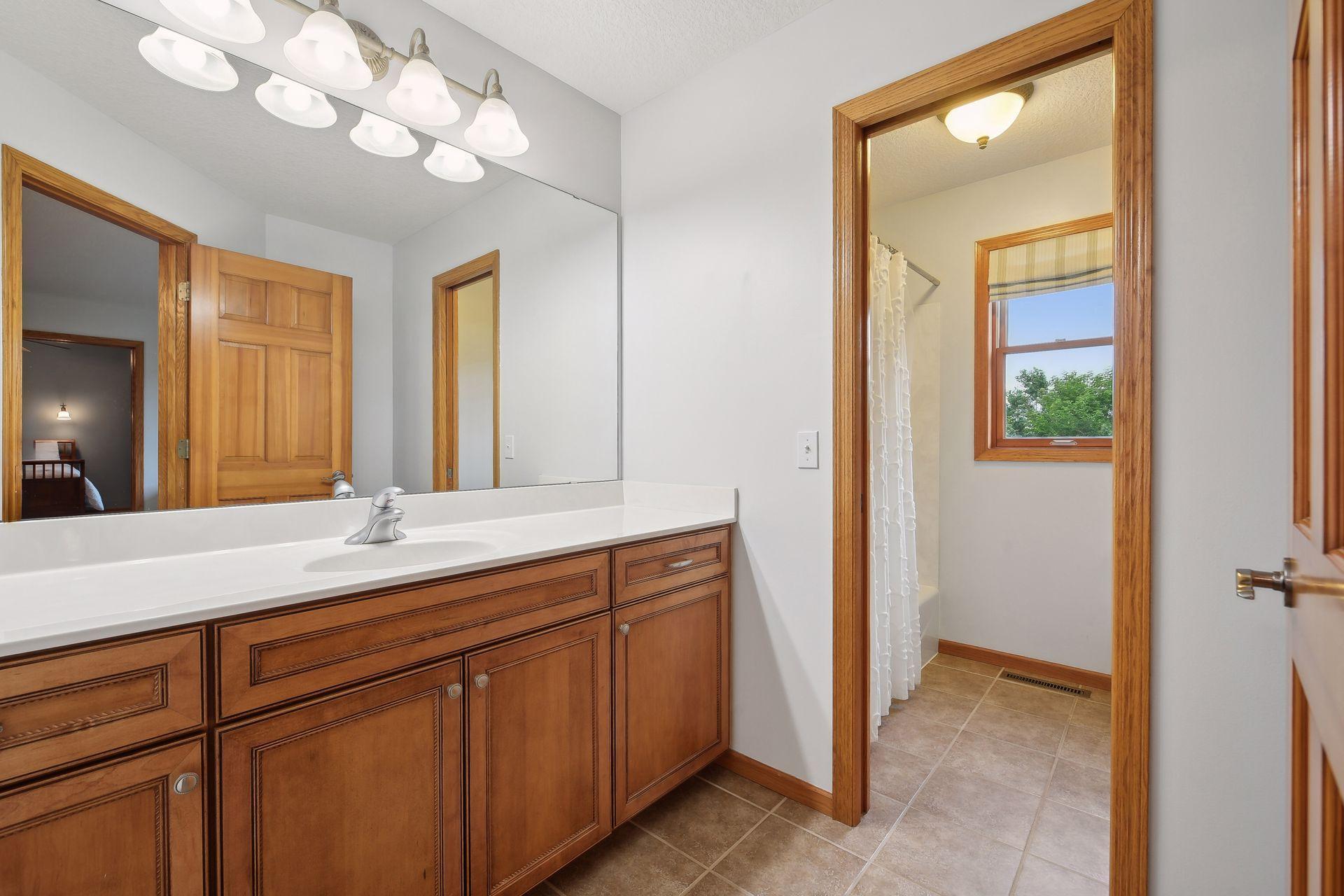 1561 Stoneridge Circle