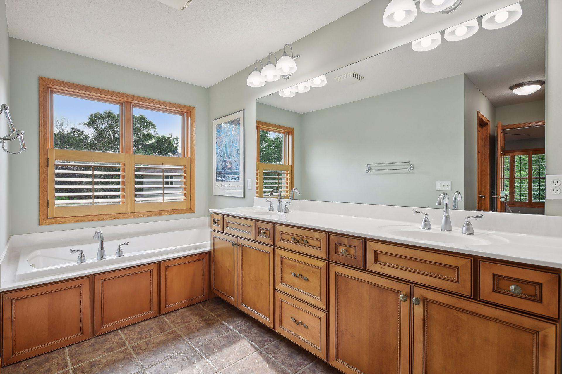 1561 Stoneridge Circle