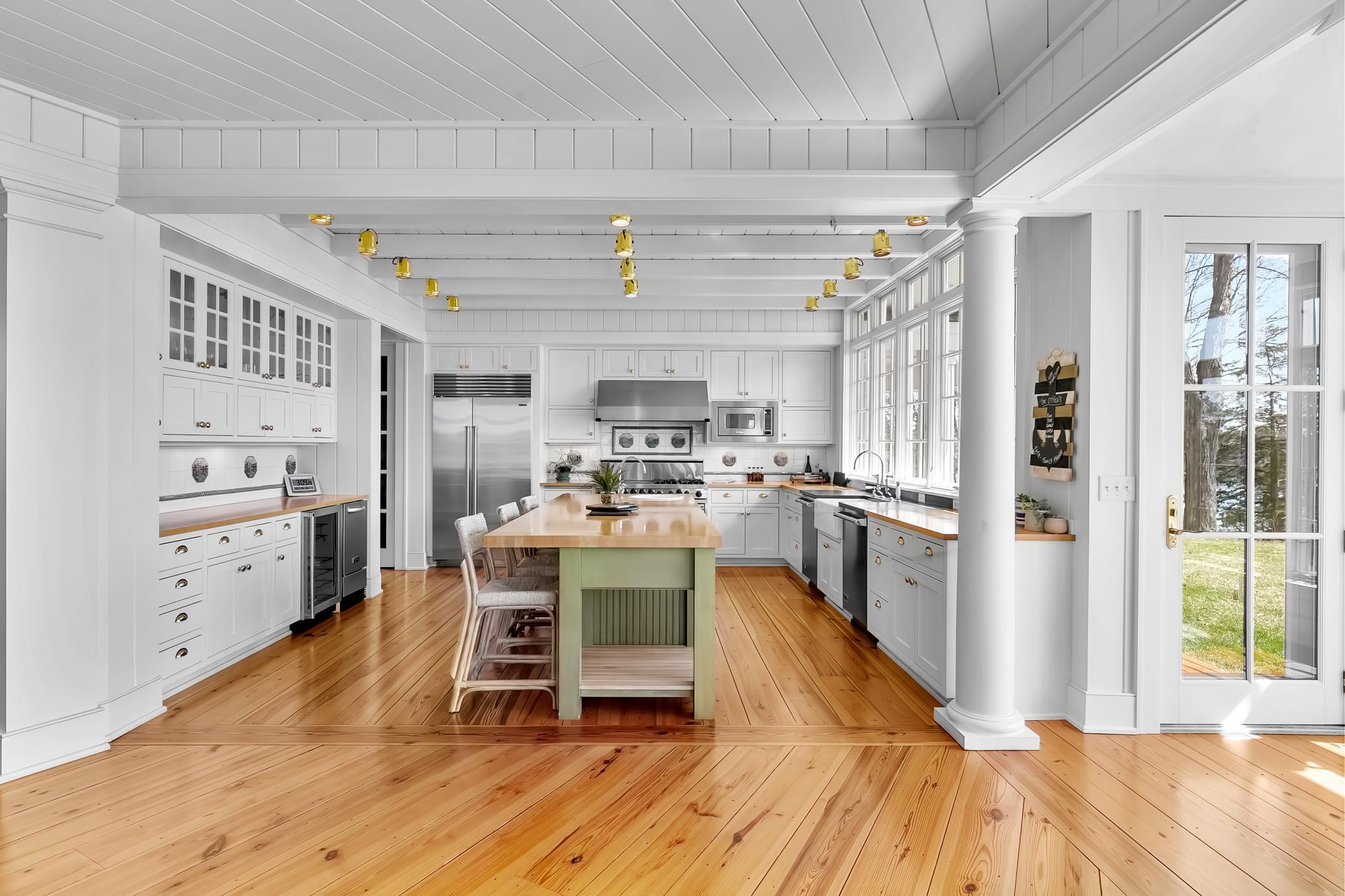 1655 Bohns Point Road