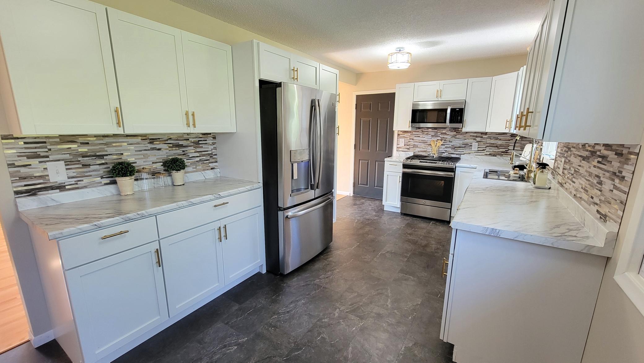 3833 Jordan Avenue N