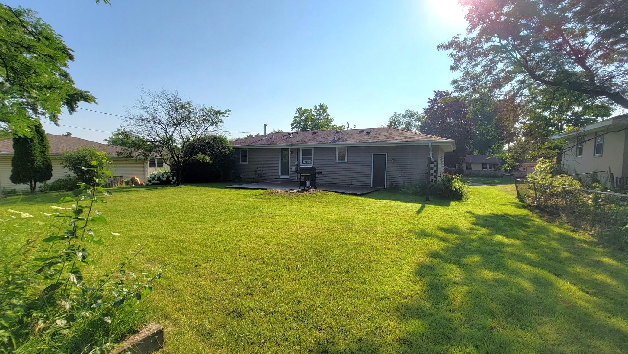 3833 Jordan Avenue N