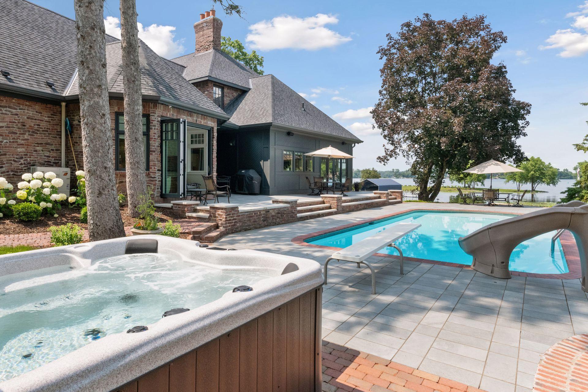 27640 Island View Road