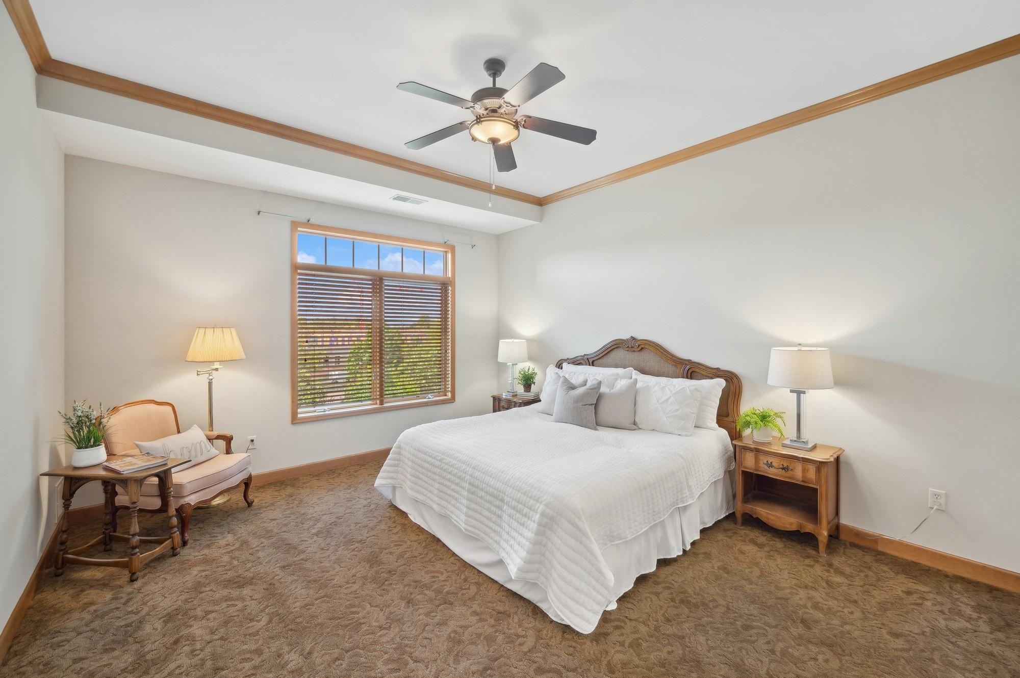 1776 Stieger Lake Lane Unit: 402