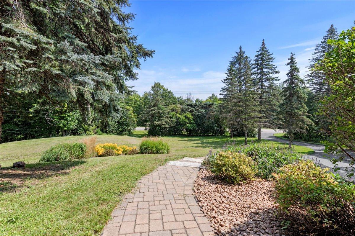 2537 Jansen Avenue SE