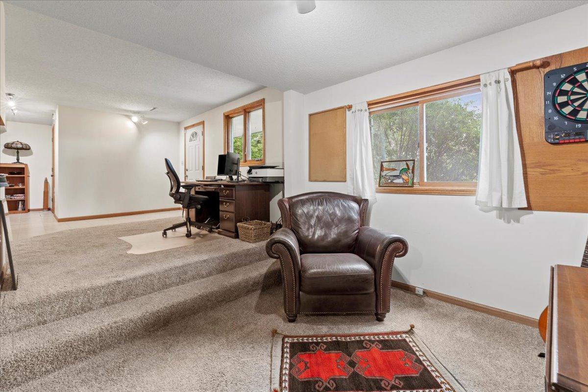 2537 Jansen Avenue SE