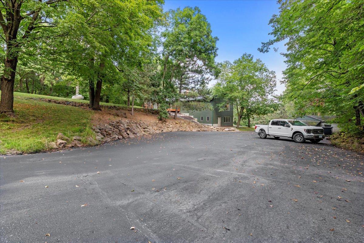 2537 Jansen Avenue SE