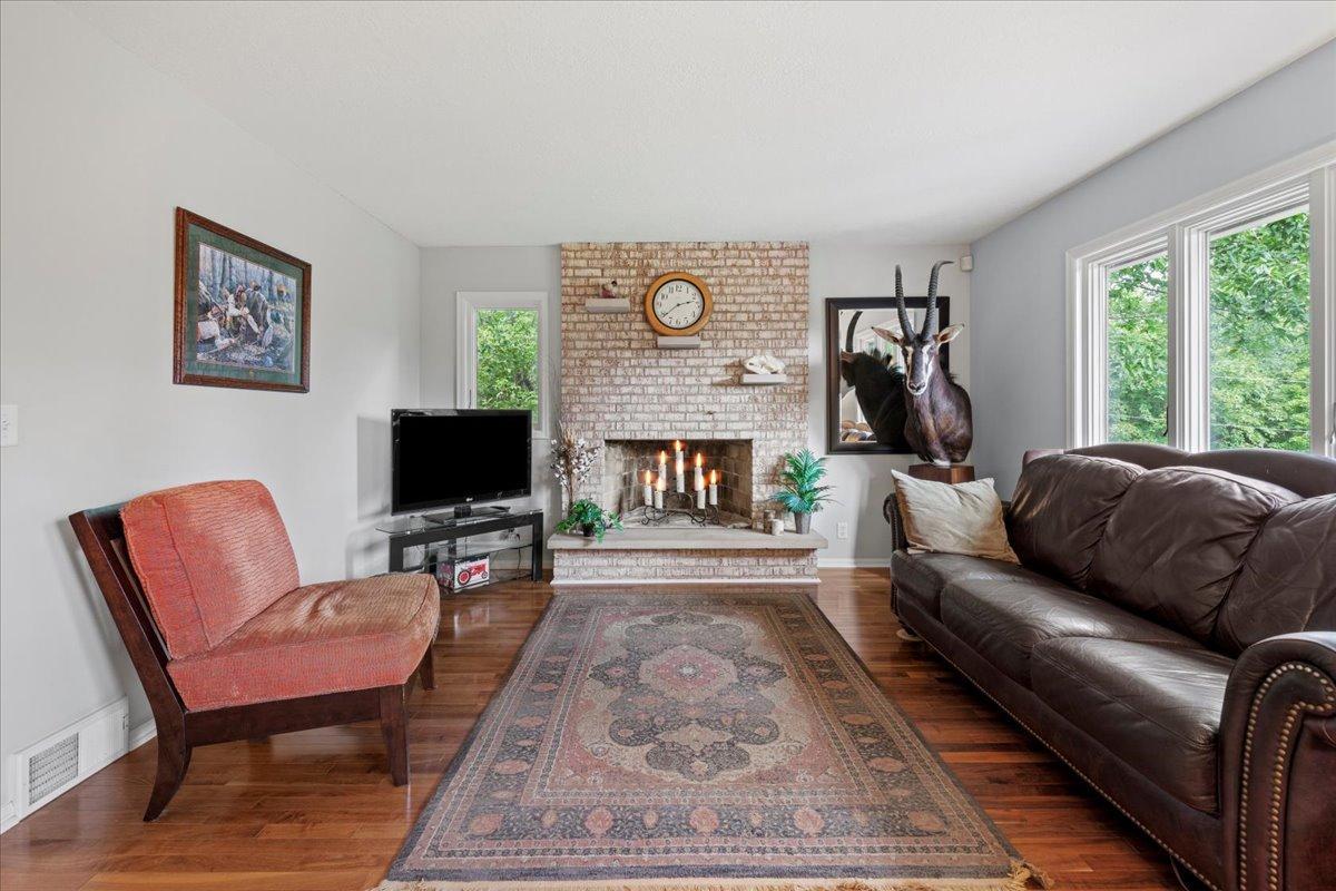 2537 Jansen Avenue SE