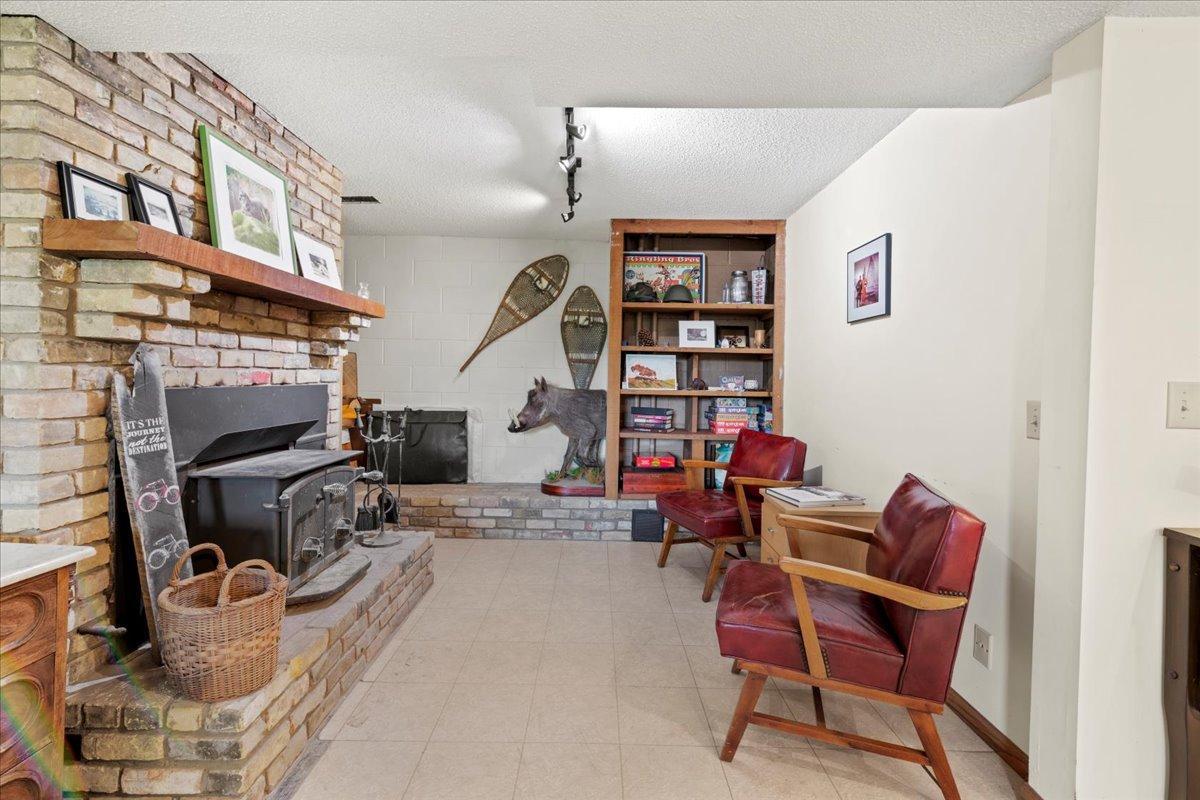 2537 Jansen Avenue SE