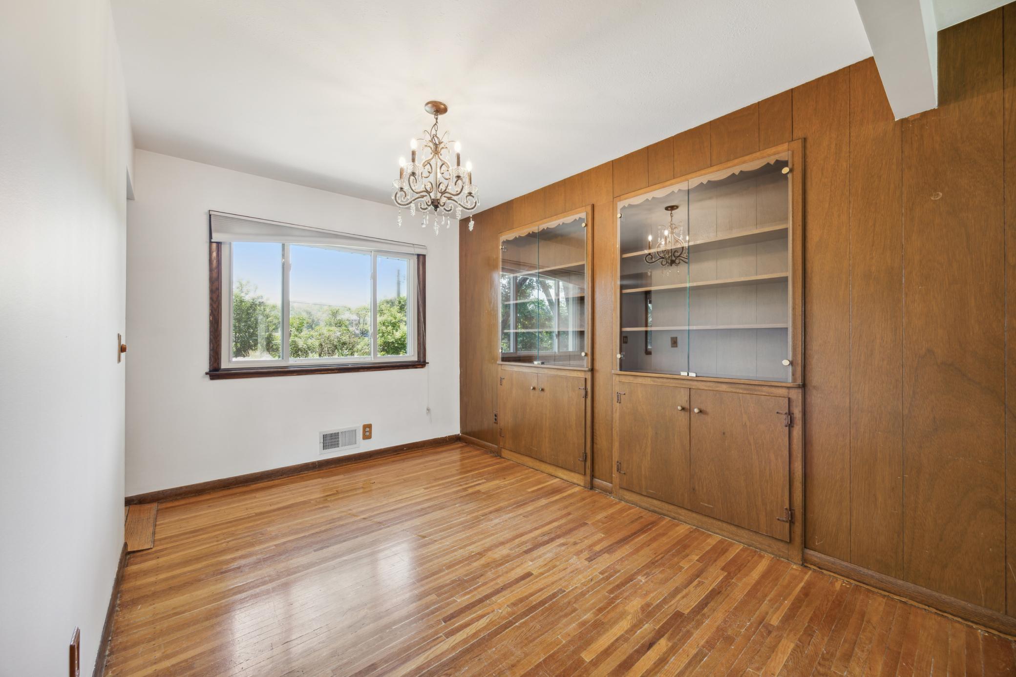 128 River Edge Way NE