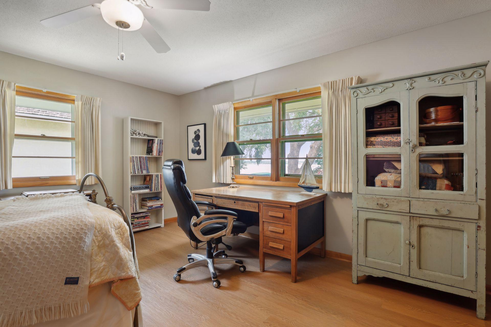 214X Shadywood Road