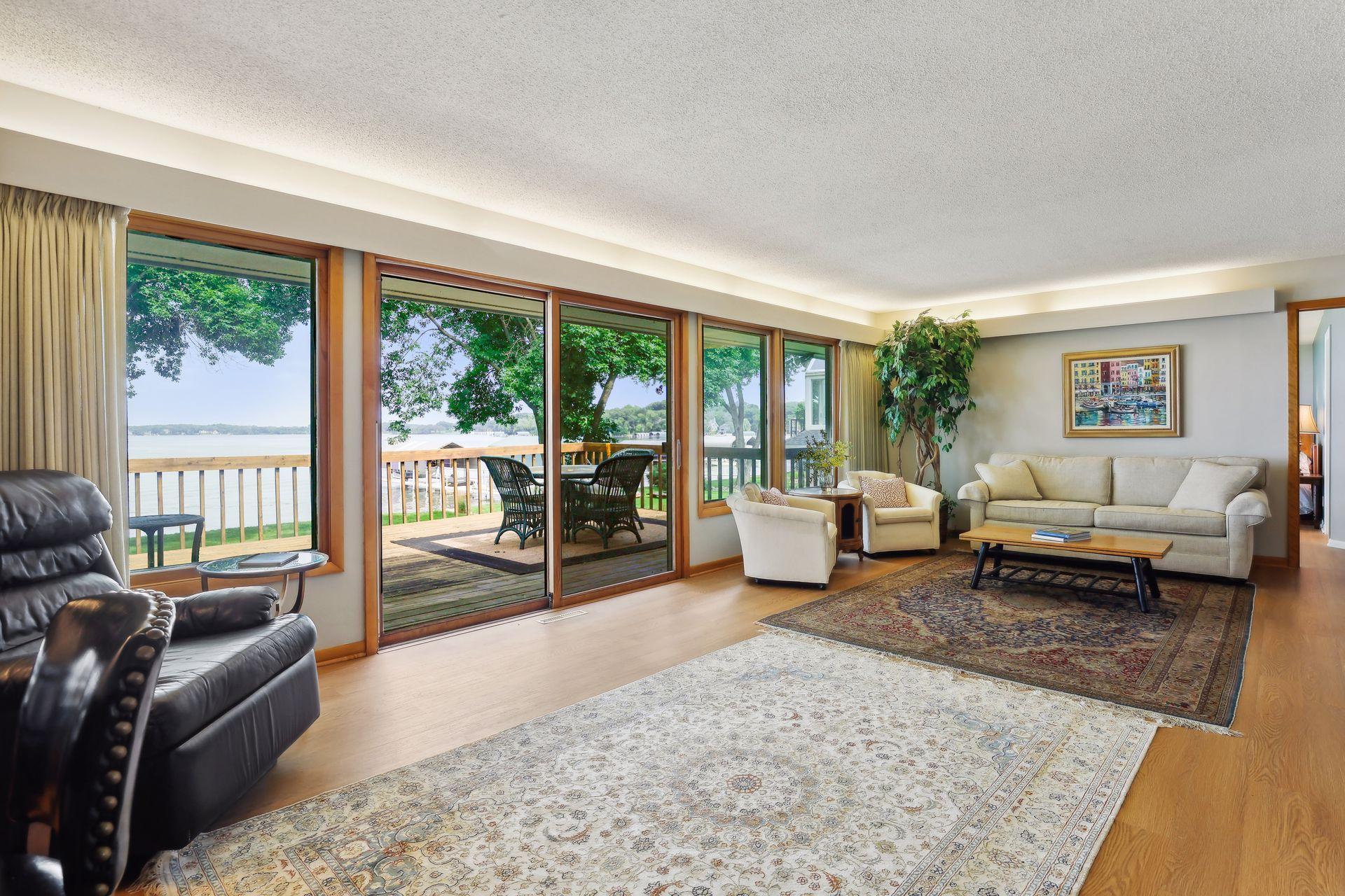 214X Shadywood Road