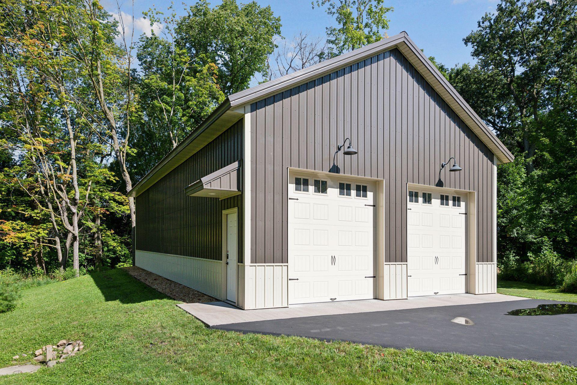 8905 King Ben Road