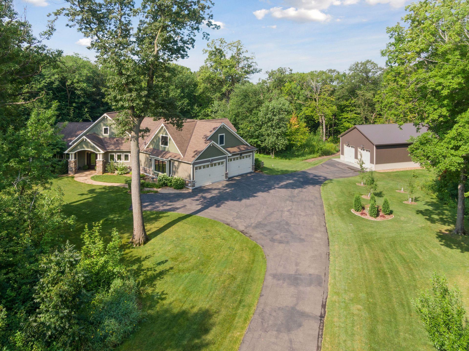 8905 King Ben Road