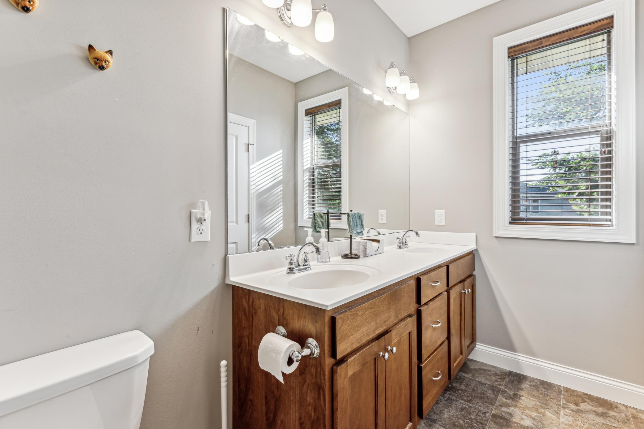 1129 Willowbrook Circle