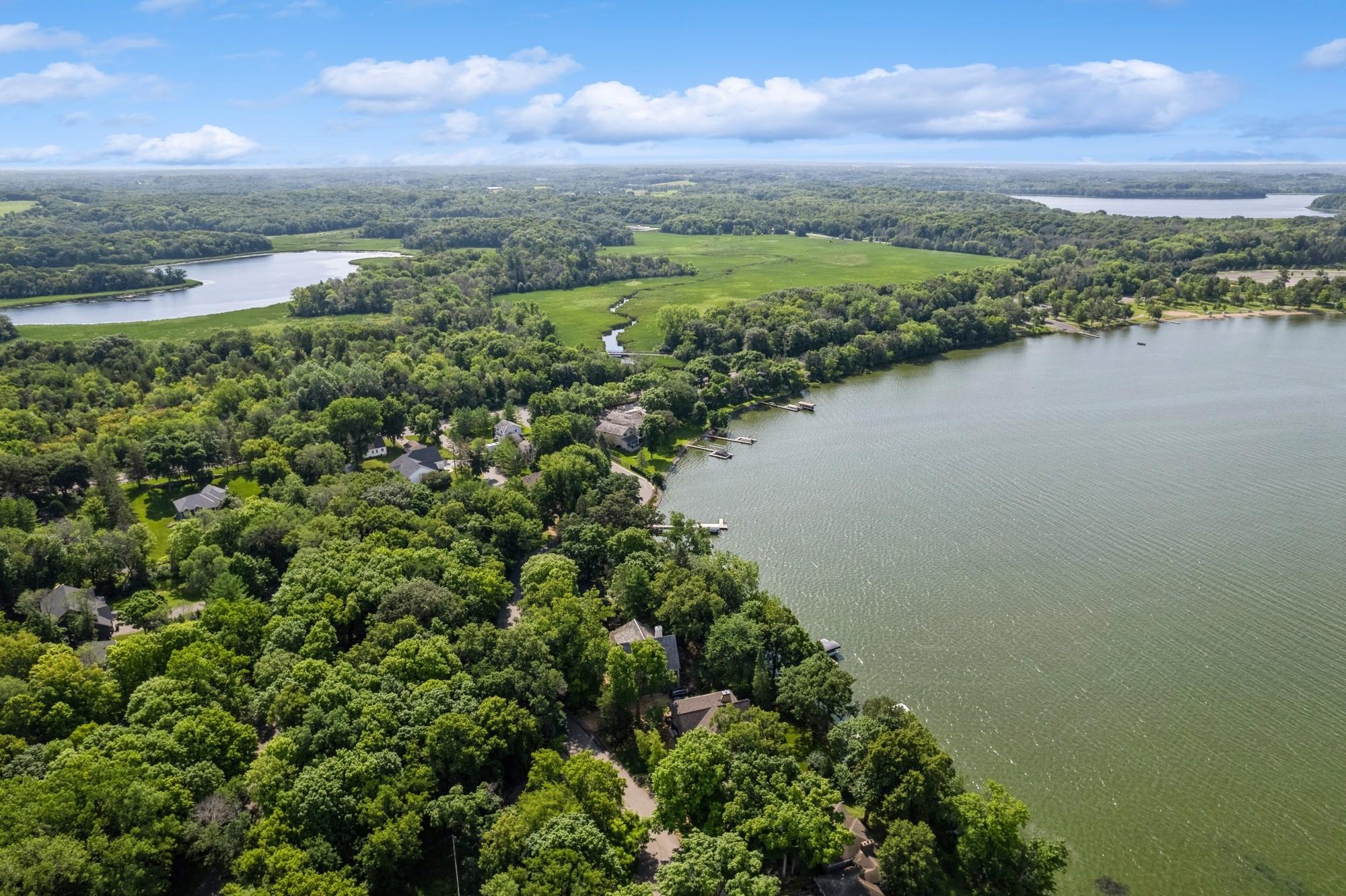 2845 Lake Shore Avenue