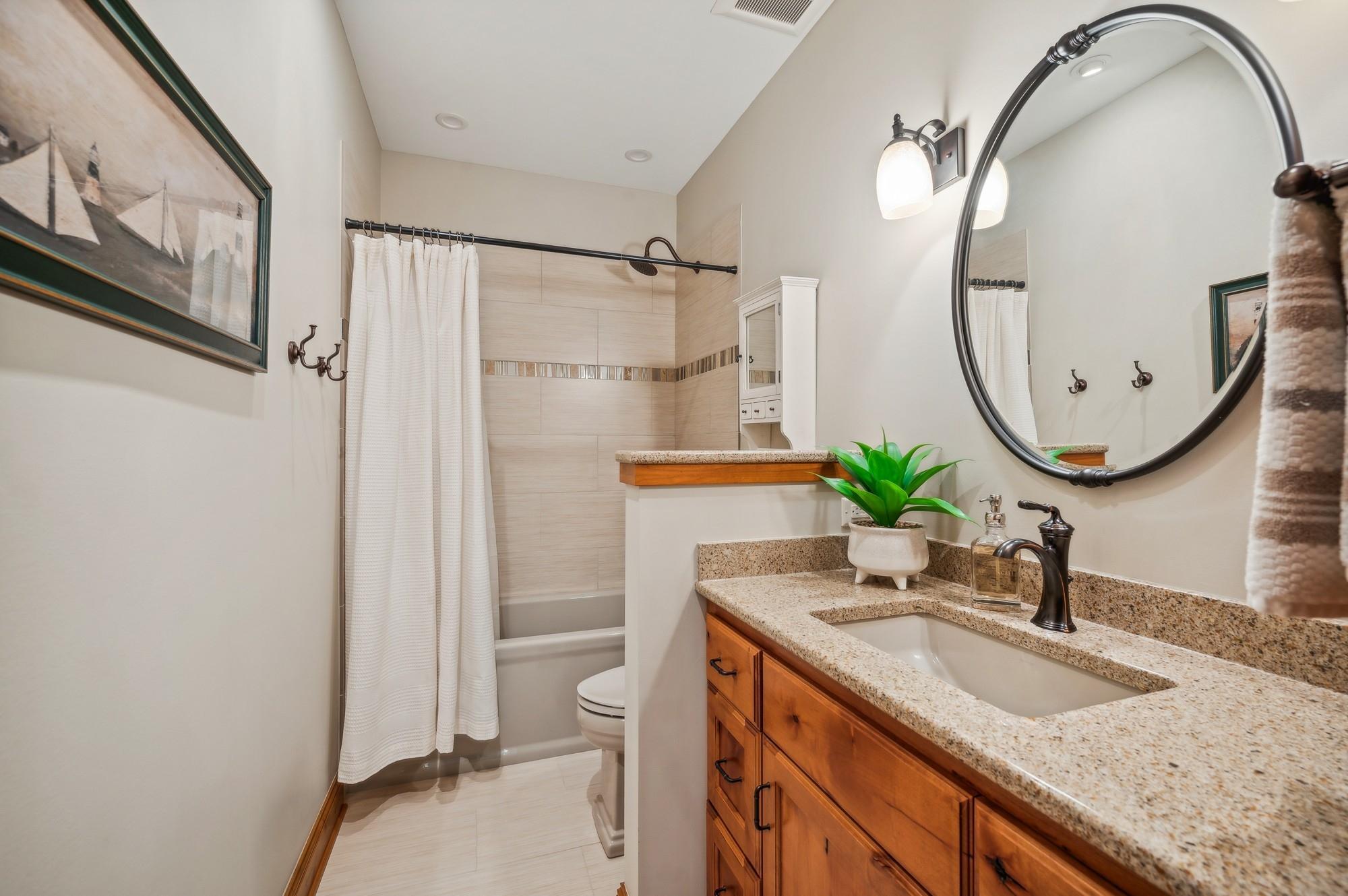 2845 Lake Shore Avenue