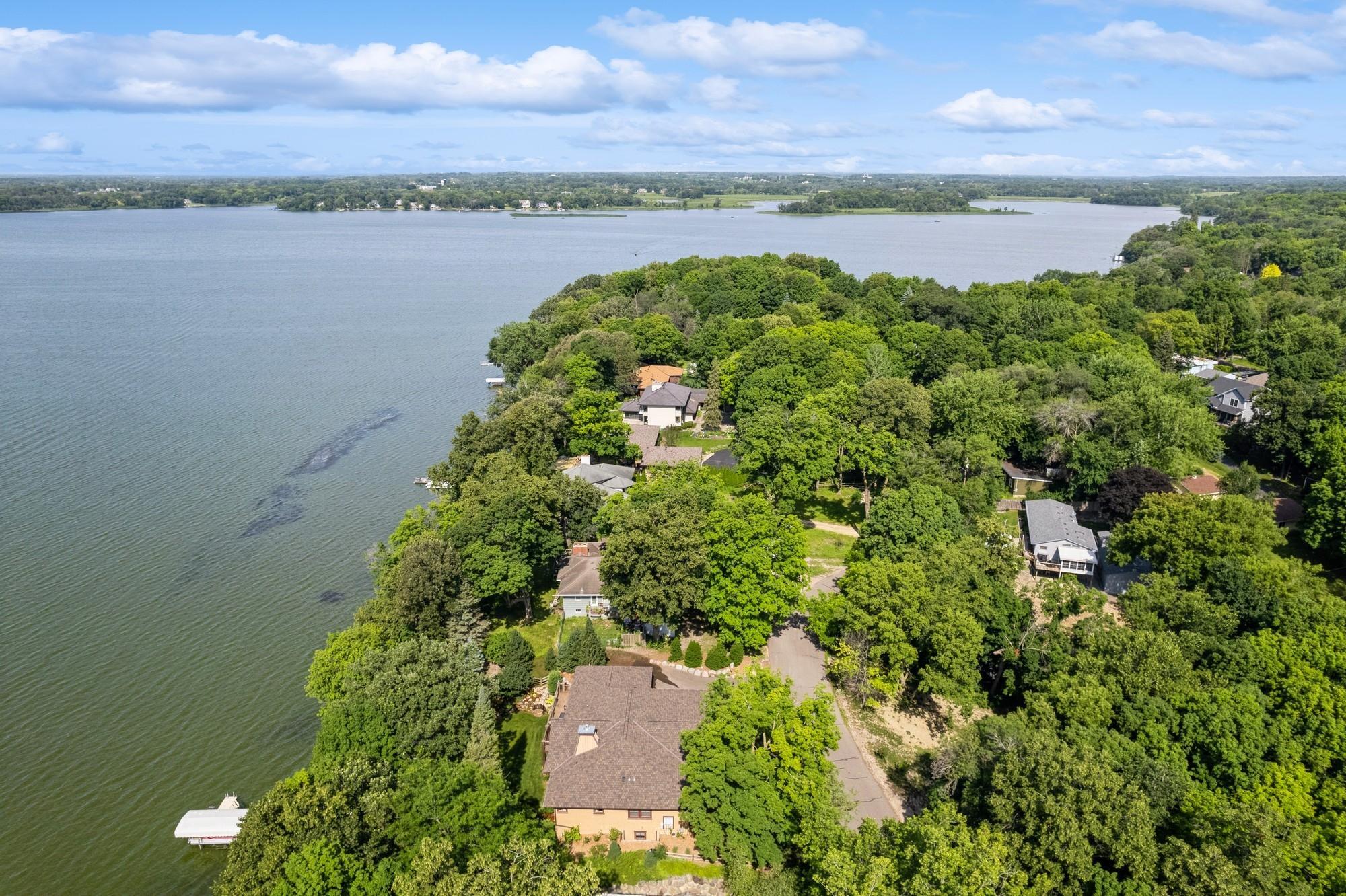 2845 Lake Shore Avenue