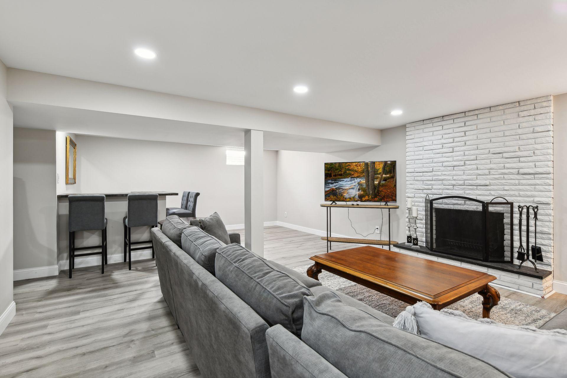 5804 Amy Drive