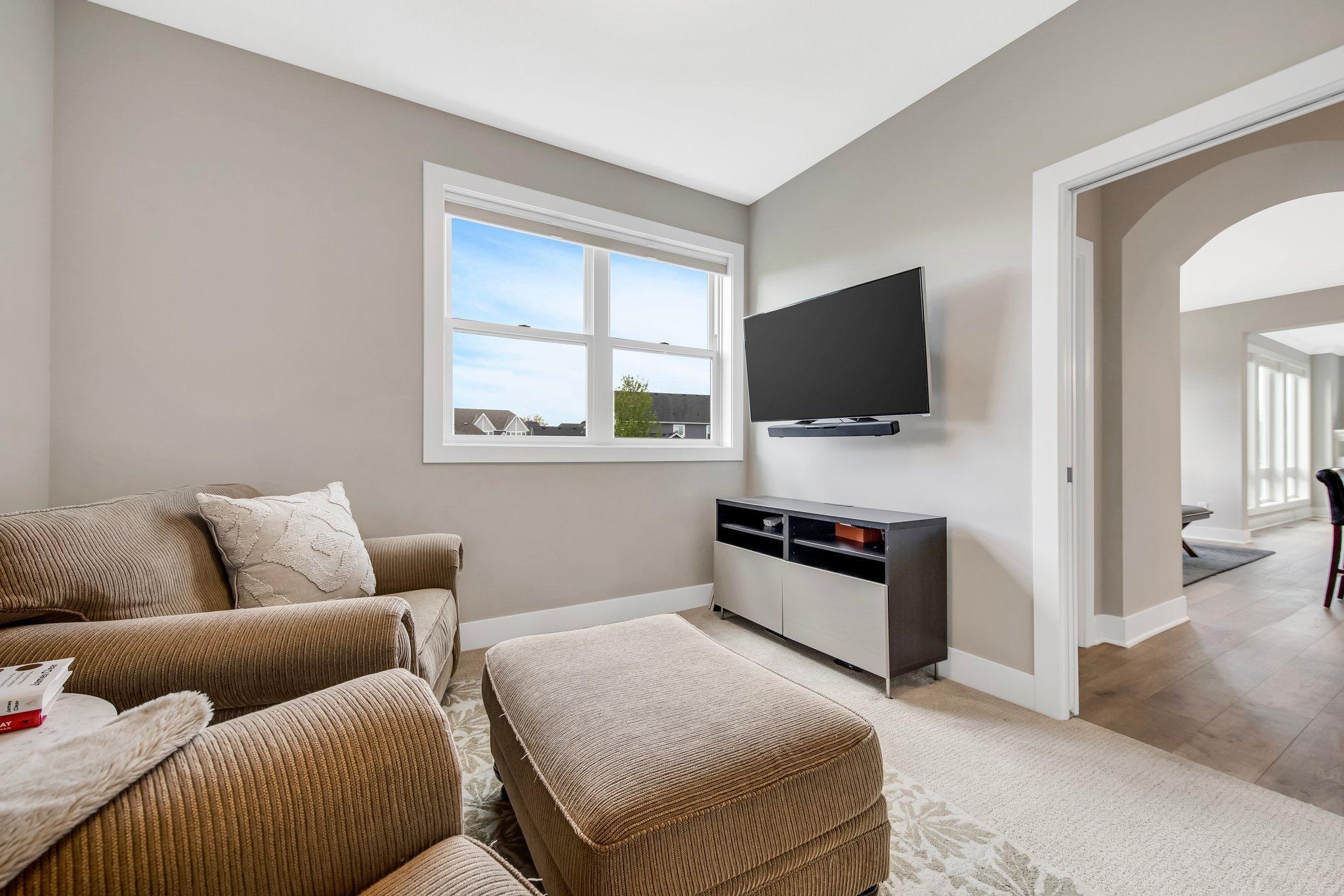 5675 Zanzibar Lane N