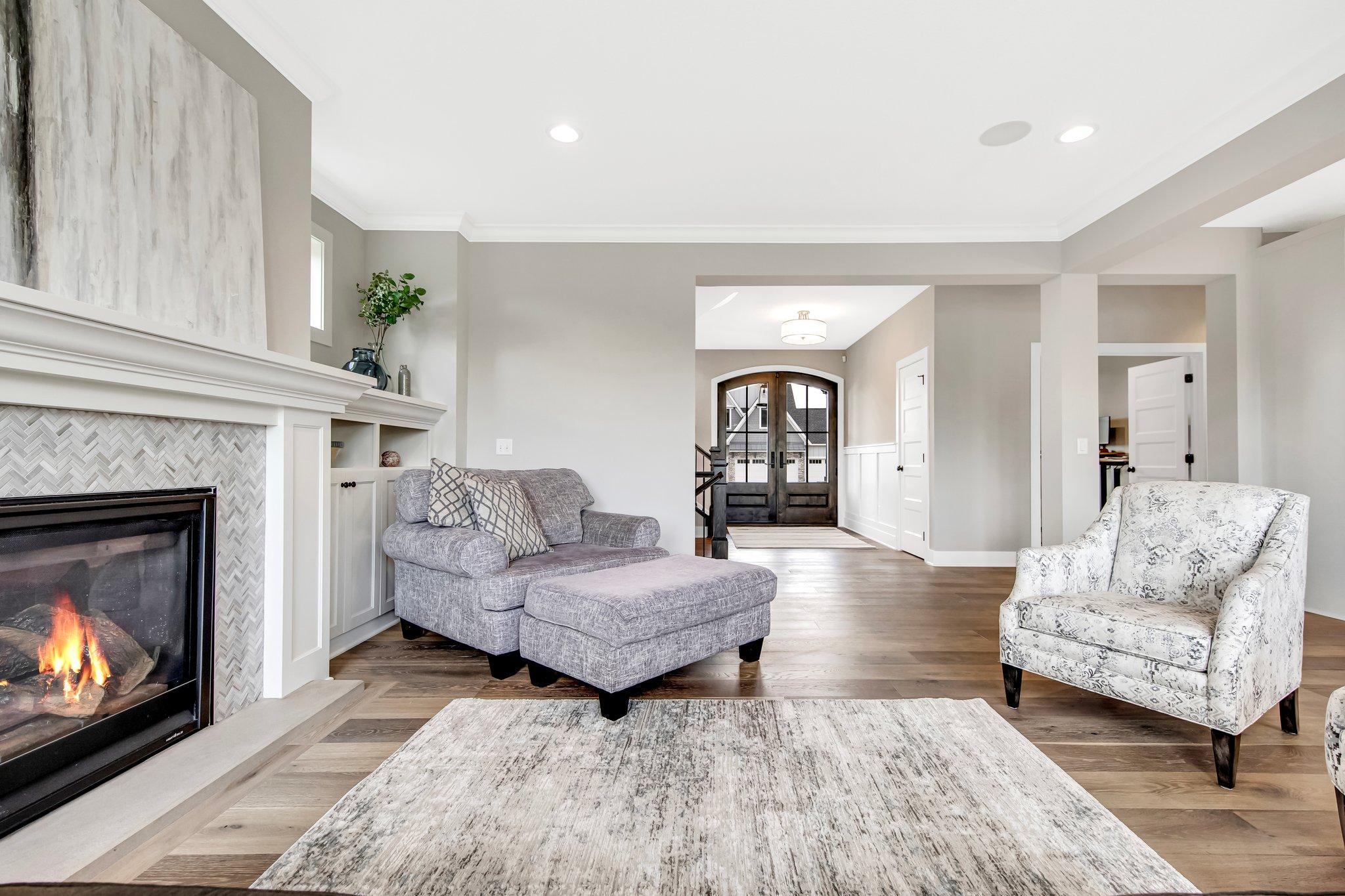 5675 Zanzibar Lane N