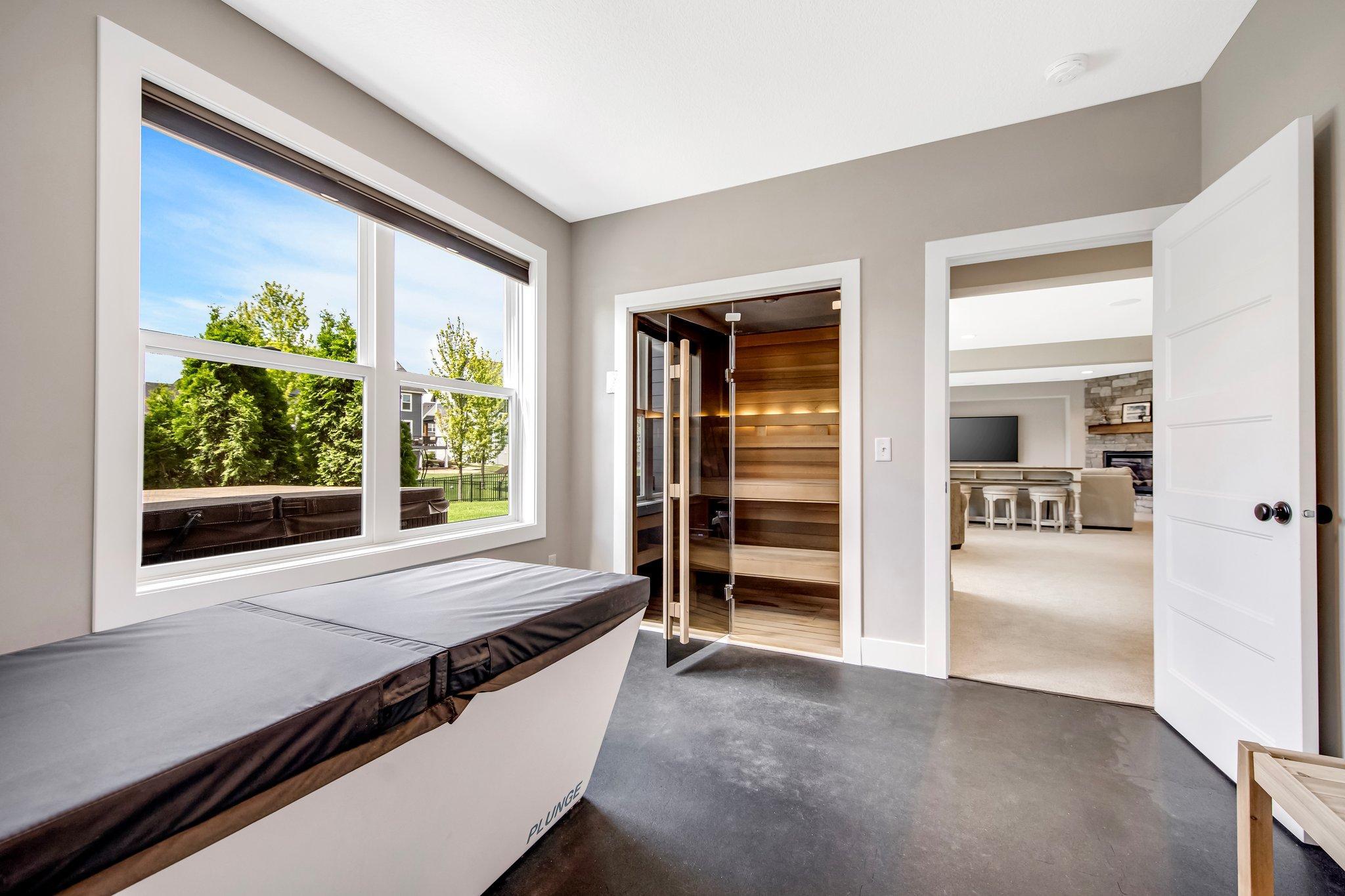 5675 Zanzibar Lane N