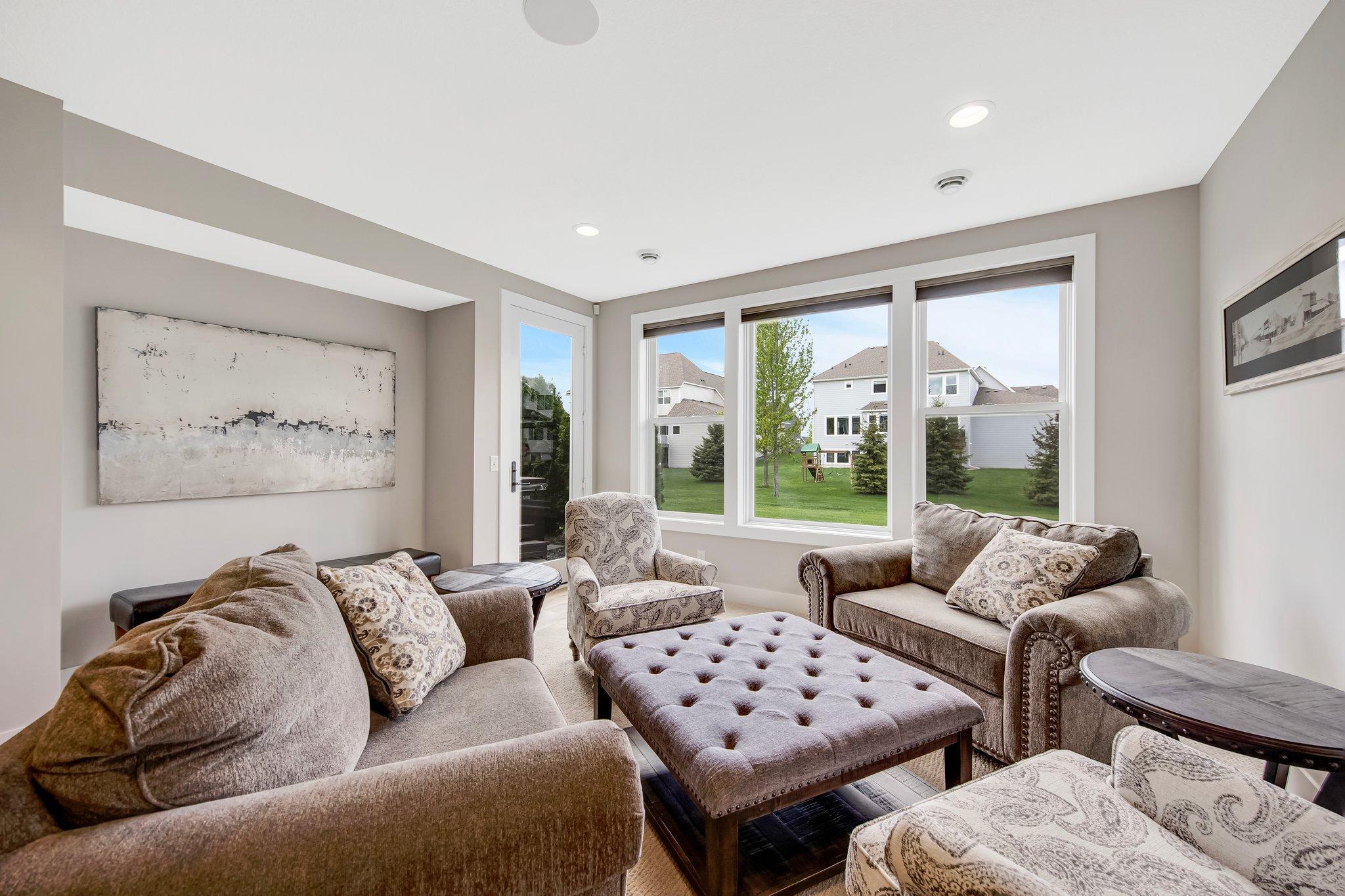 5675 Zanzibar Lane N