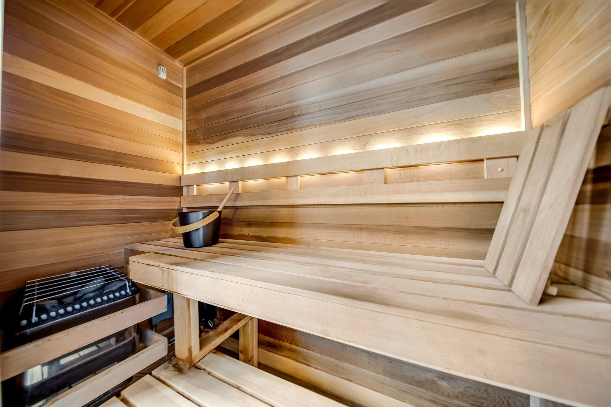 5675 Zanzibar Lane N