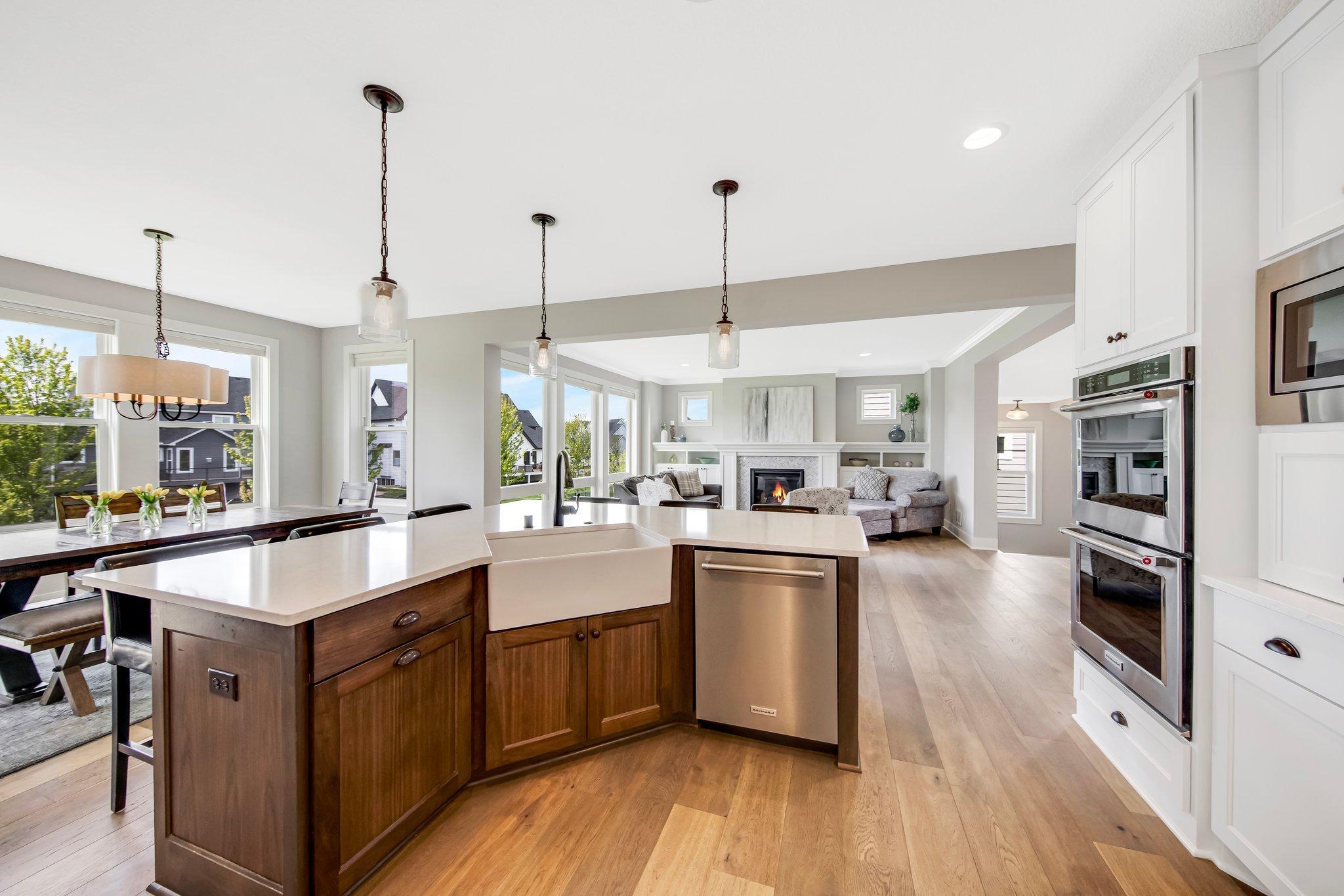 5675 Zanzibar Lane N