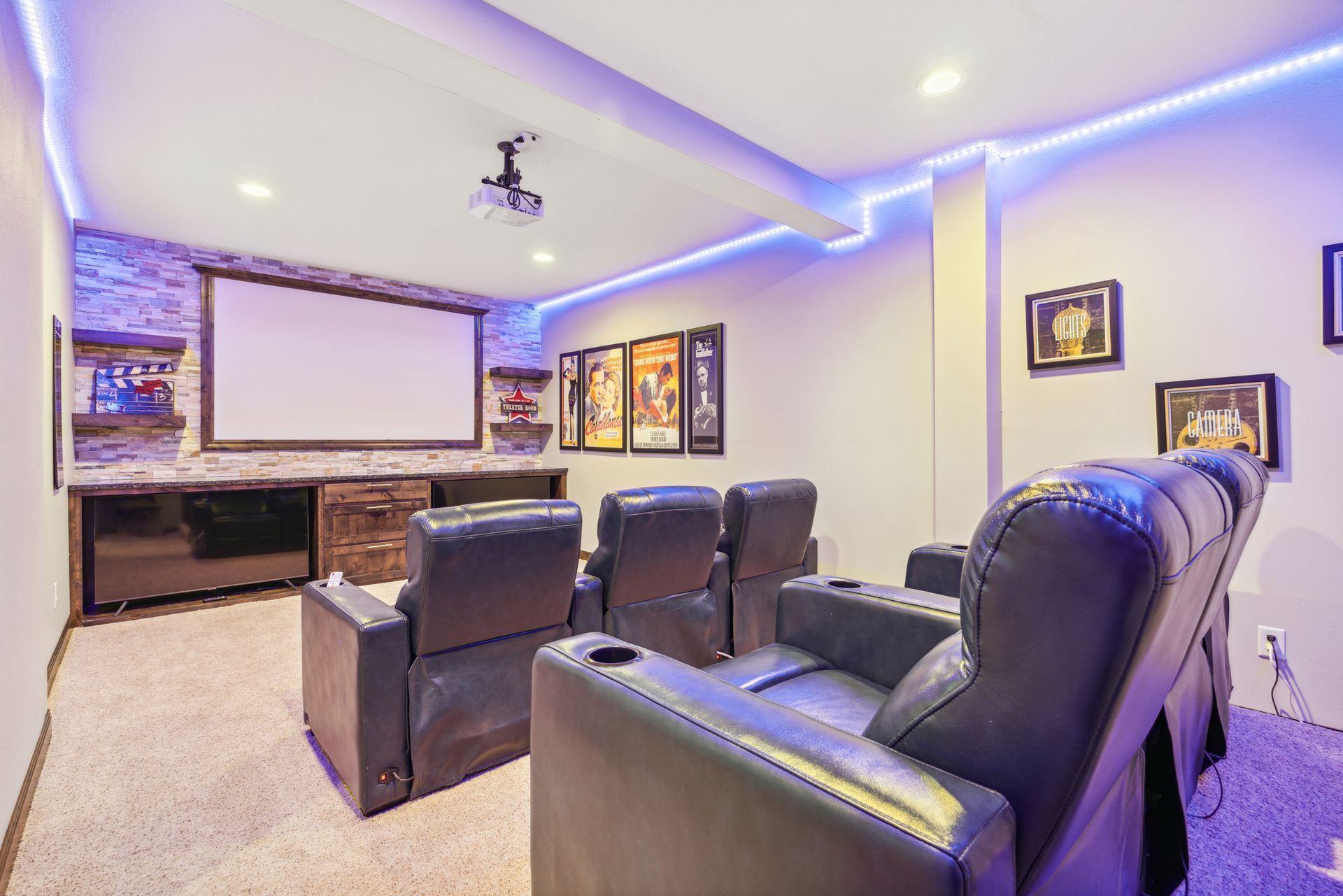 3400 Old Creek Way NE