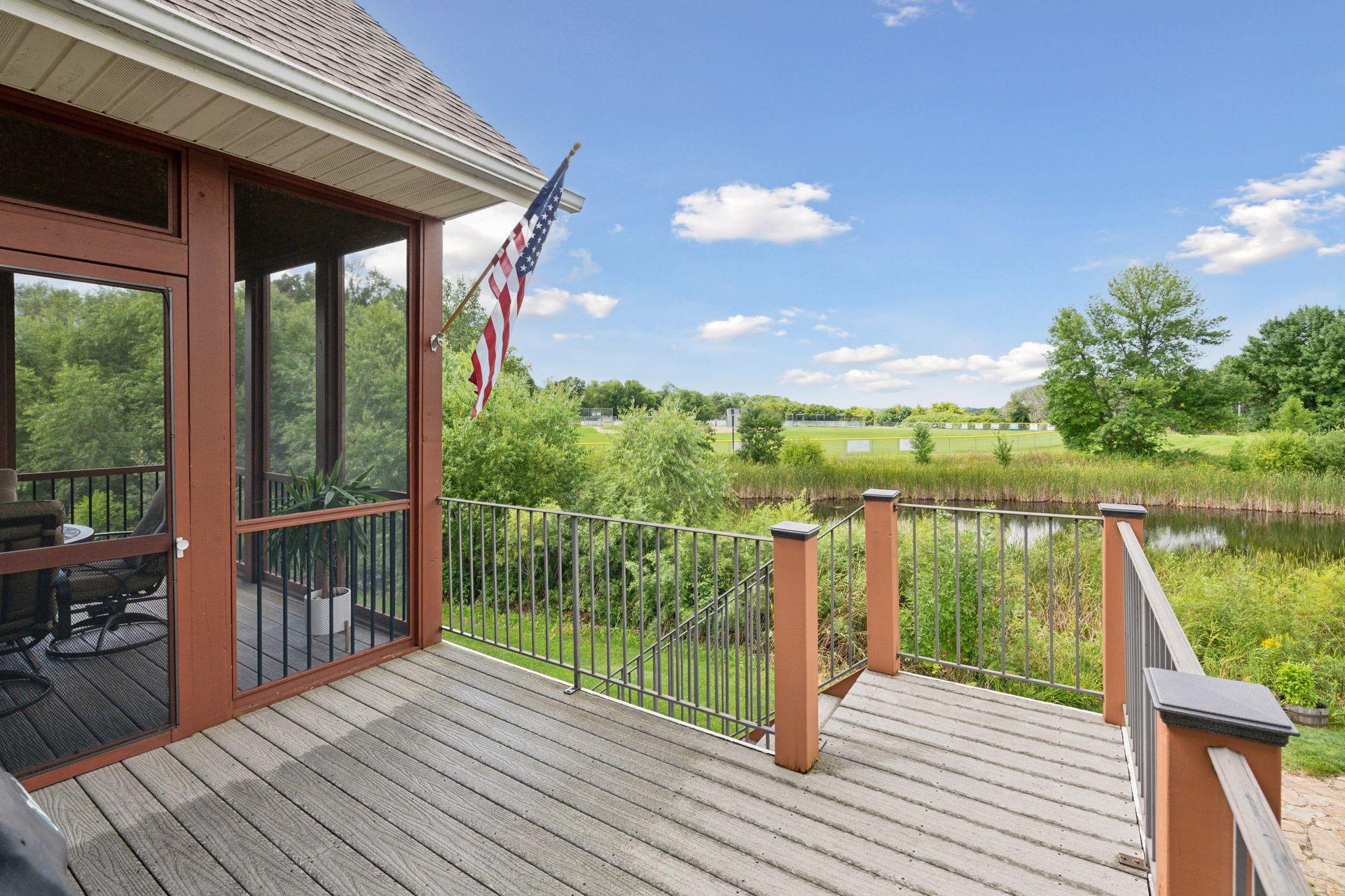 1005 Willow View Drive