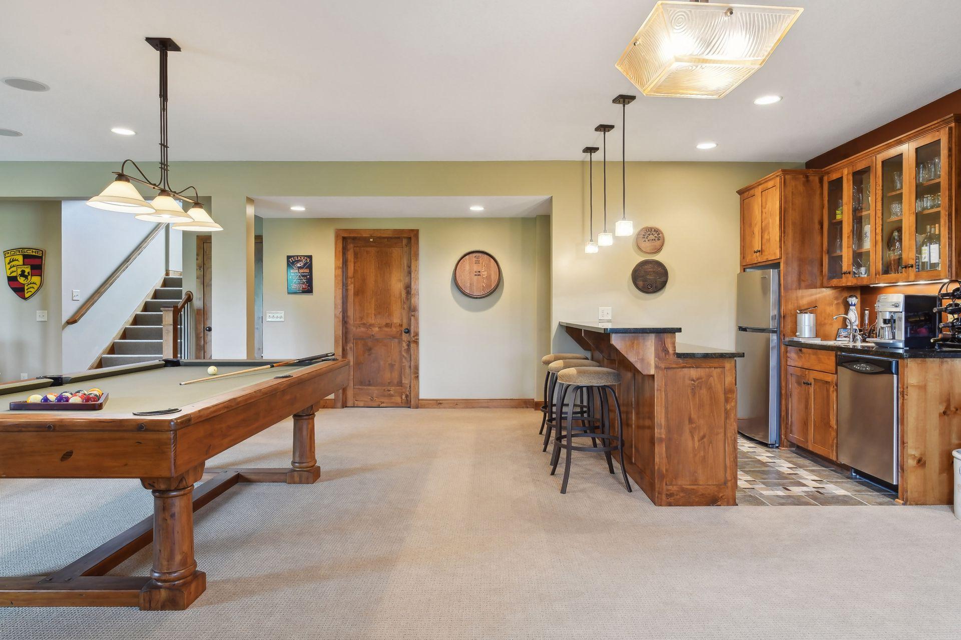 1005 Willow View Drive