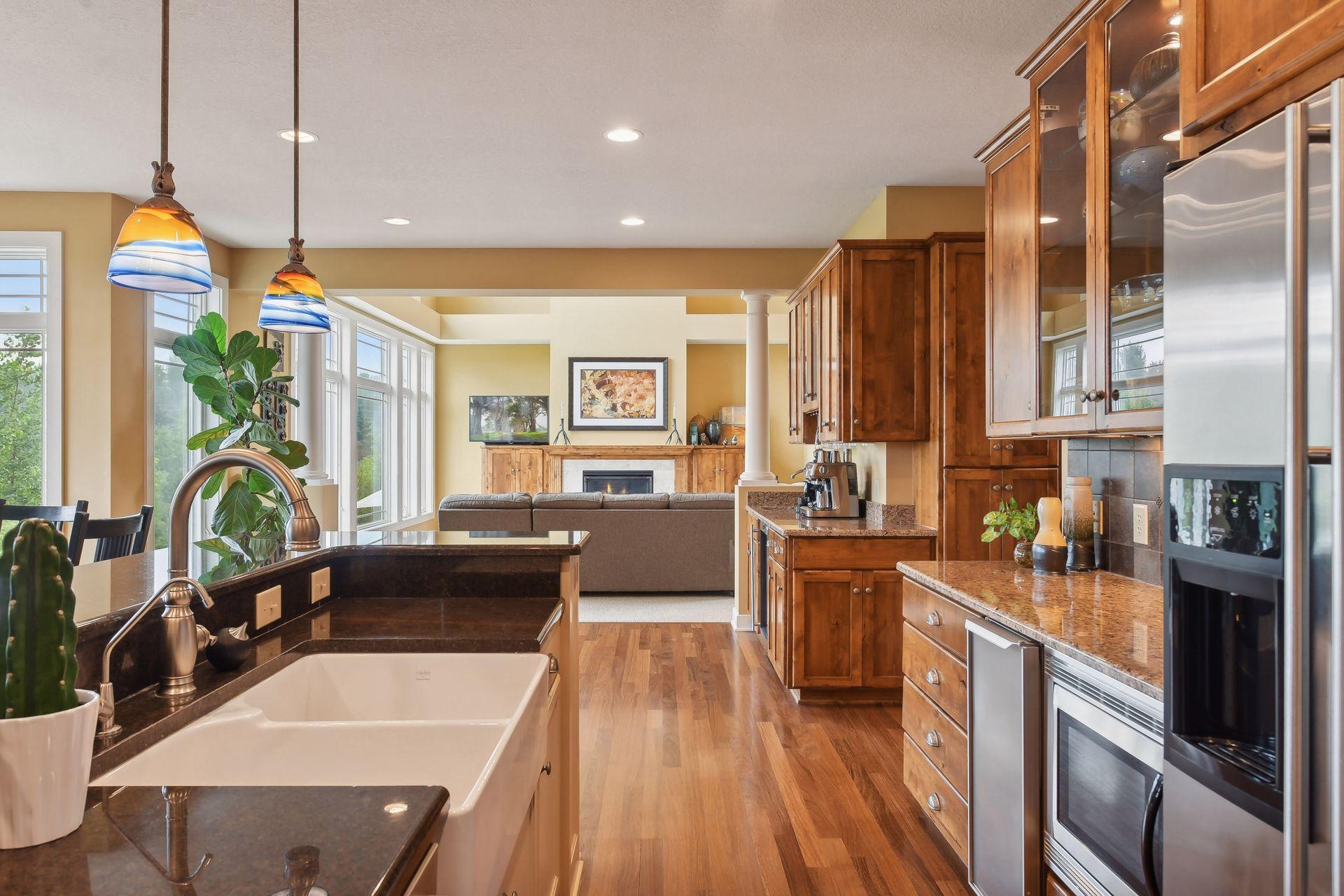 1005 Willow View Drive