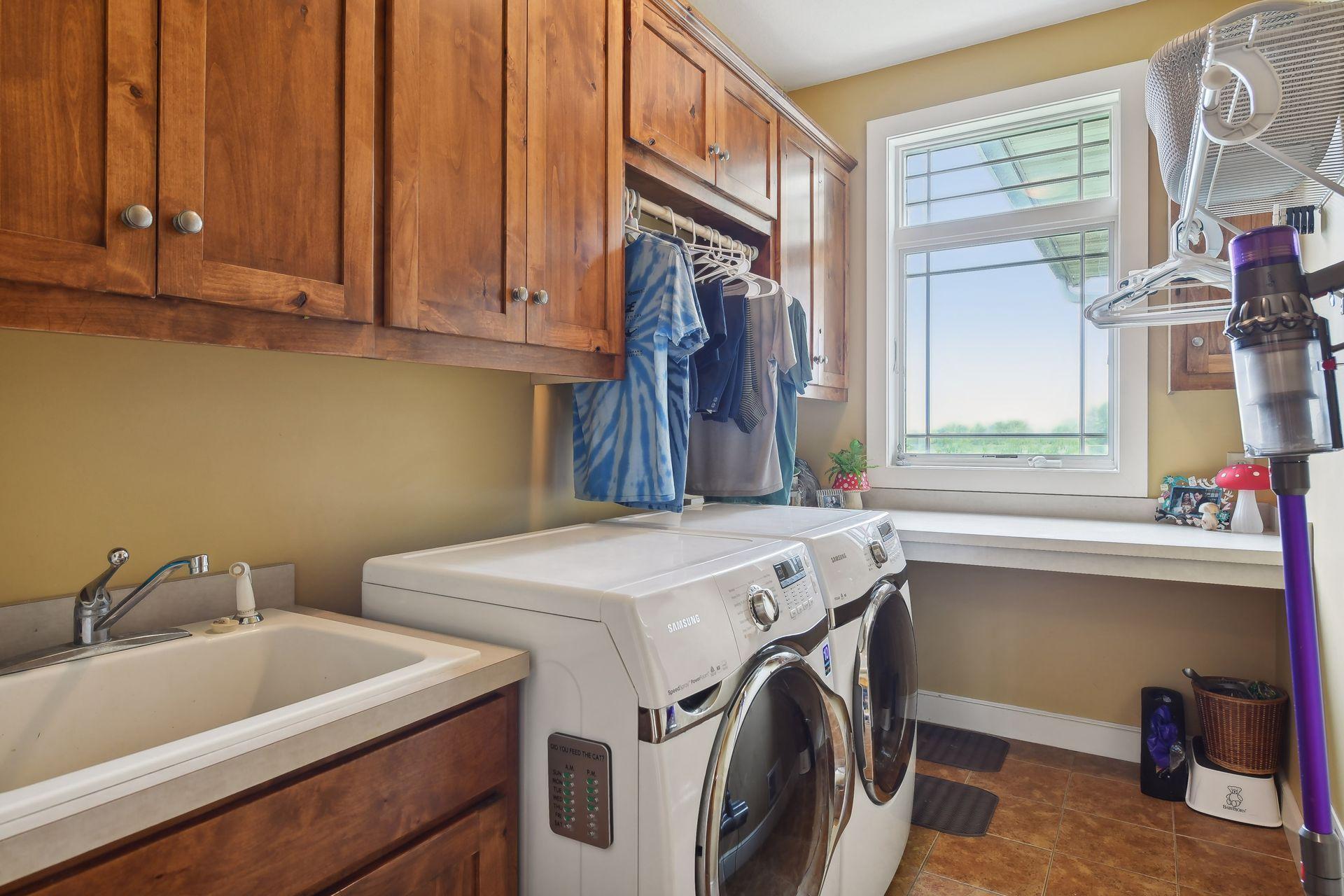 1005 Willow View Drive