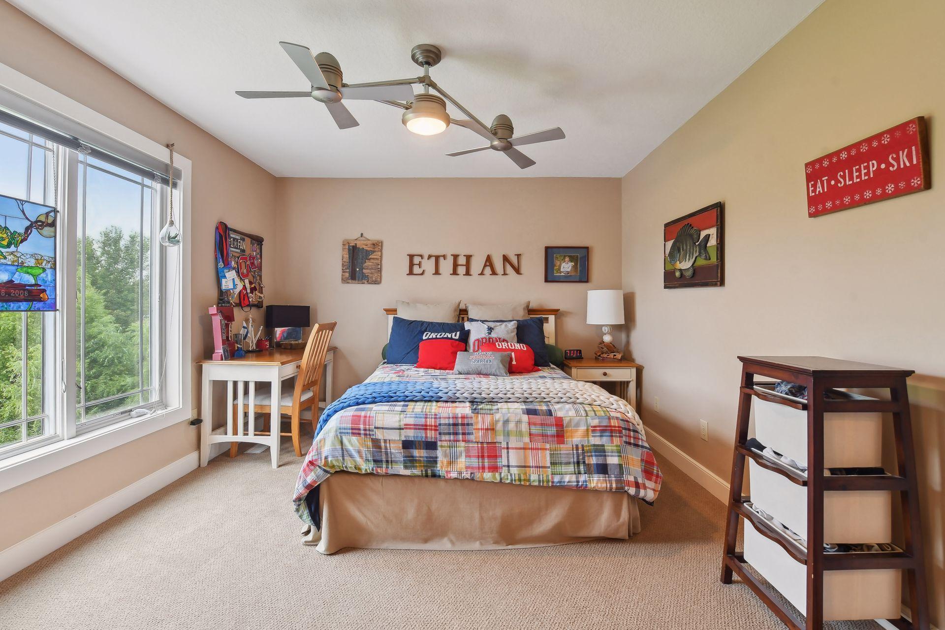 1005 Willow View Drive