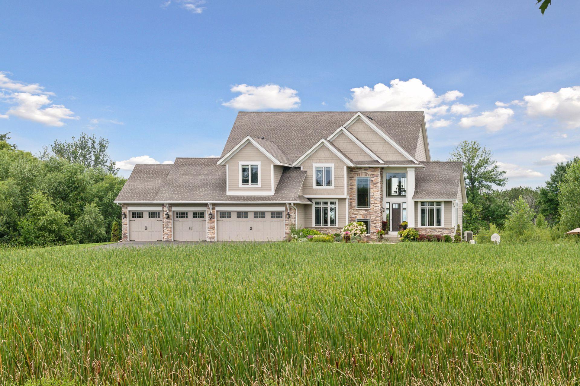 1005 Willow View Drive