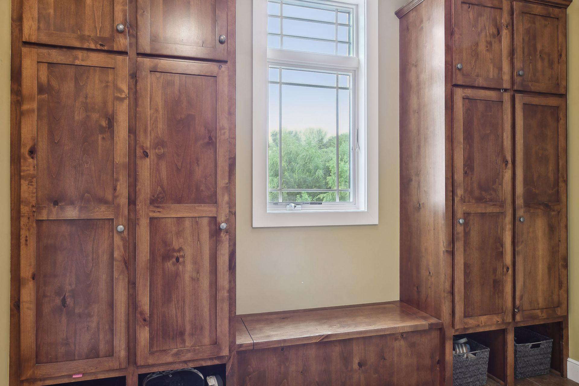 1005 Willow View Drive