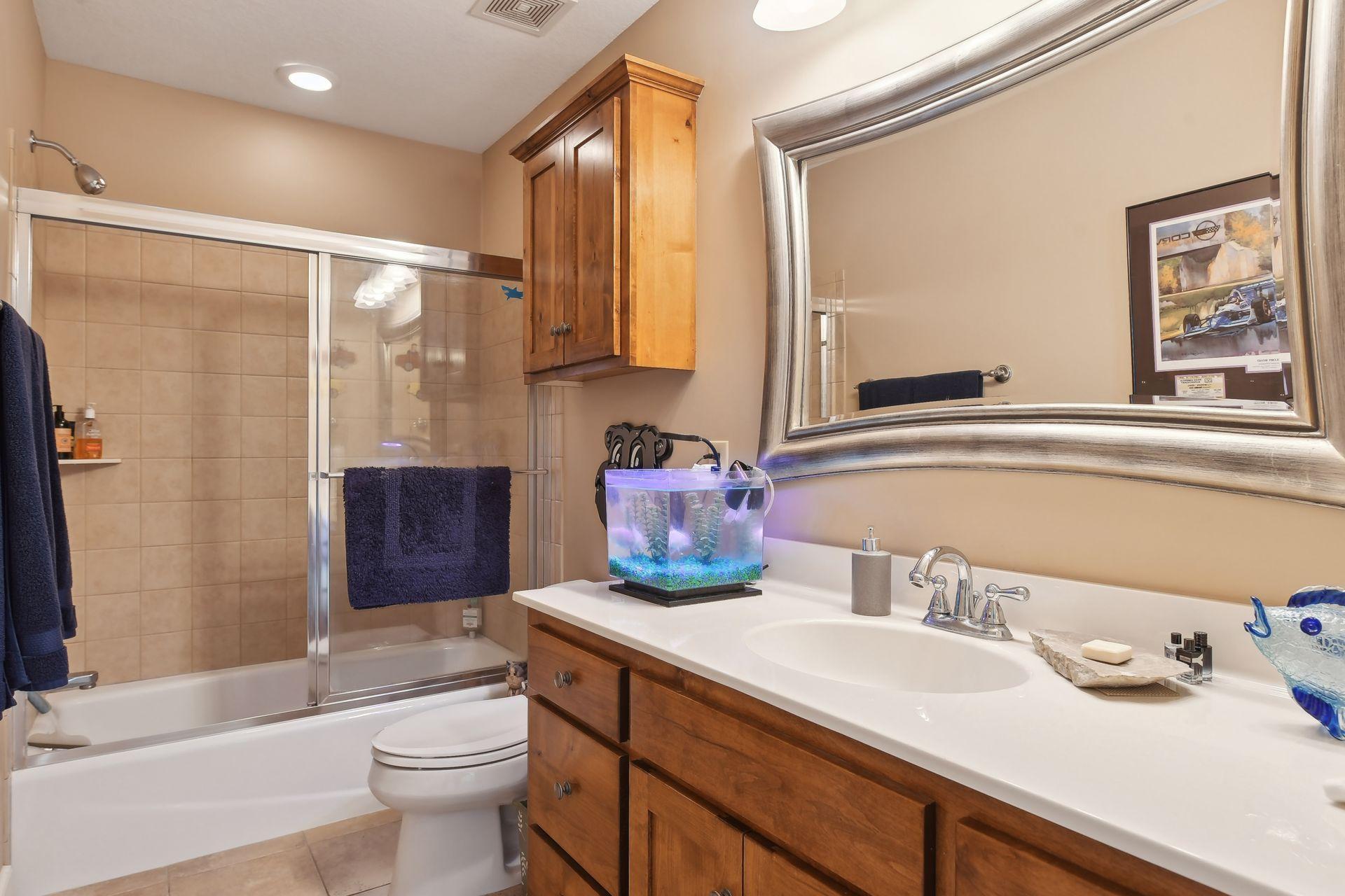 1005 Willow View Drive